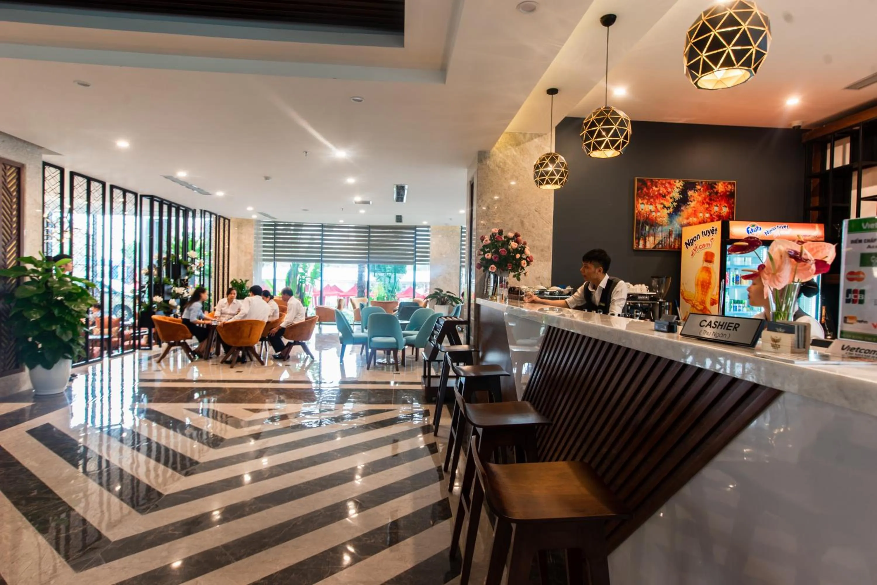 Lounge or bar in Eagle Hotel