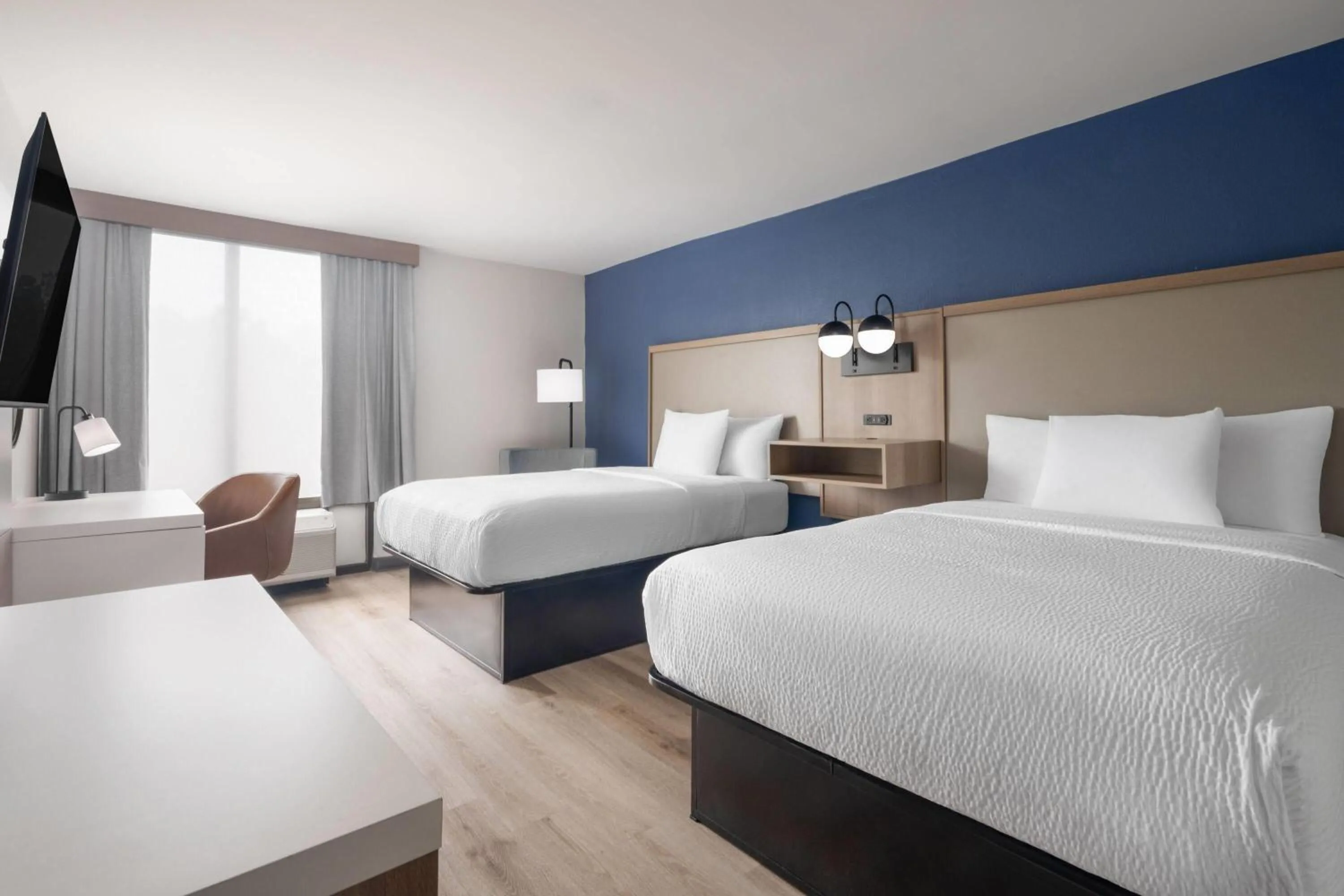 Photo of the whole room in La Quinta Inn & Suites by Wyndham Myrtle Beach