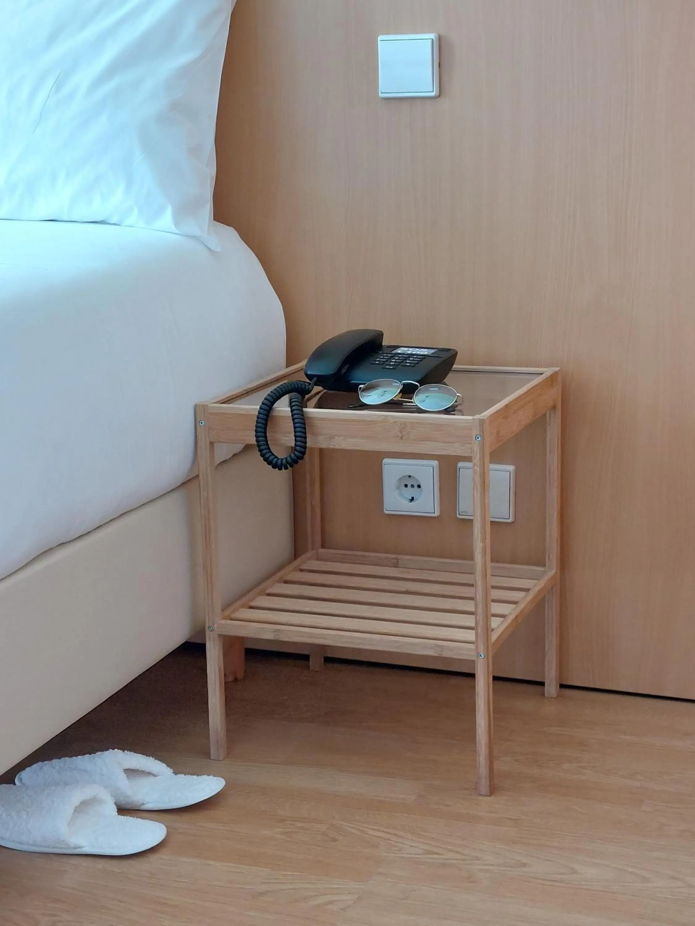 Bedroom, Bed in Hotel Santiago Vagos