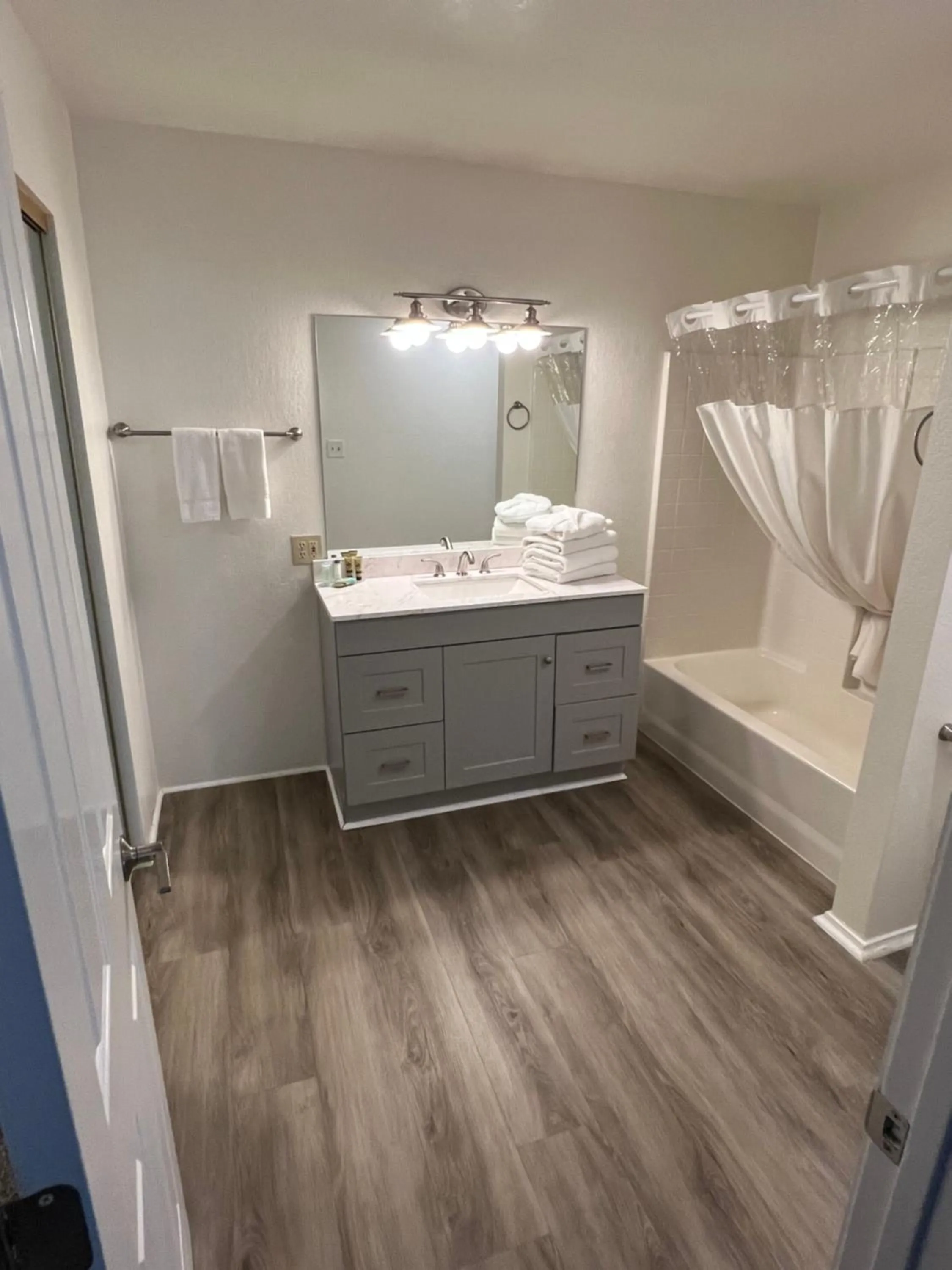 Majestic Mountain Inn