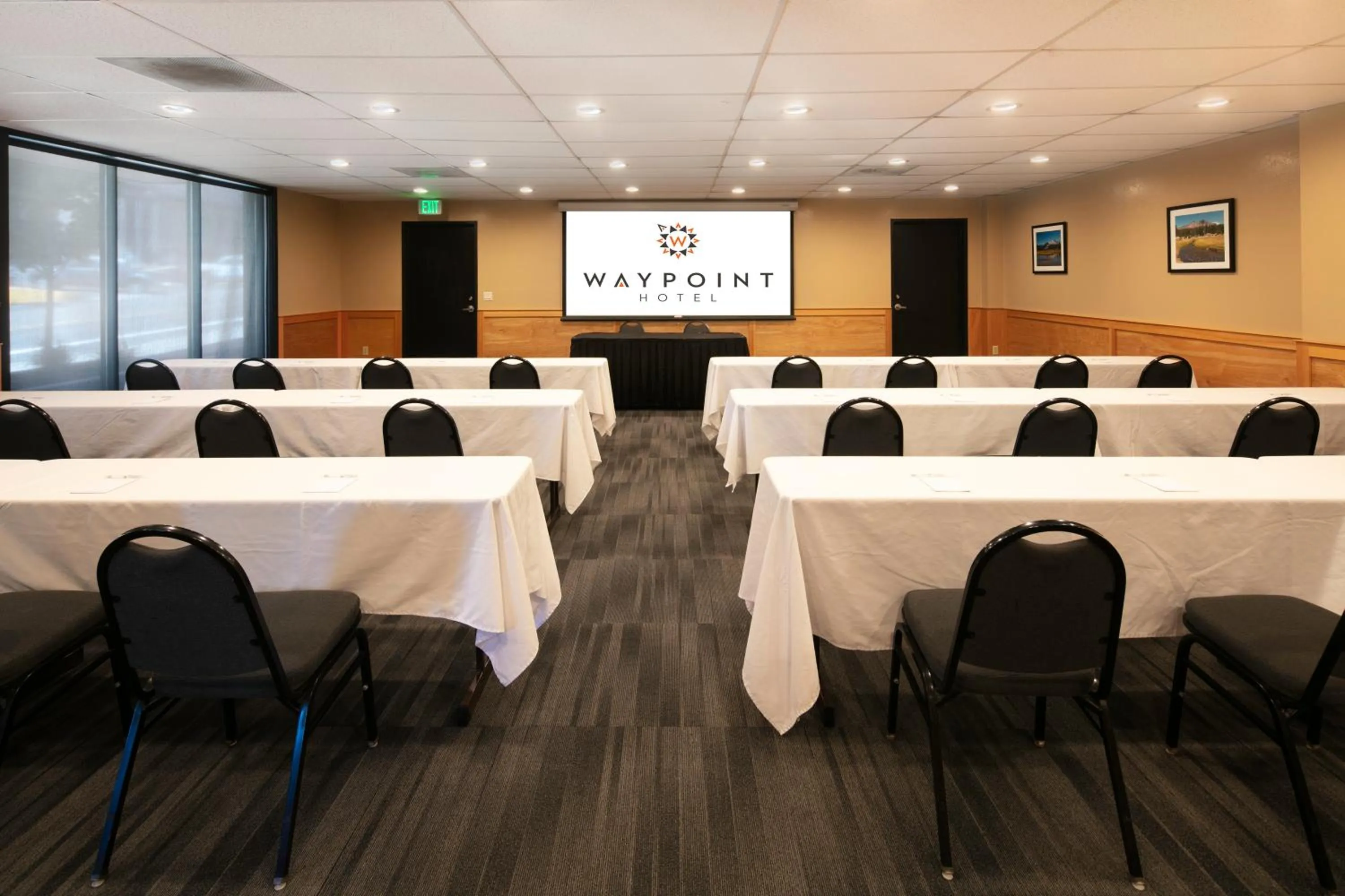 Meeting/conference room in Waypoint Hotel