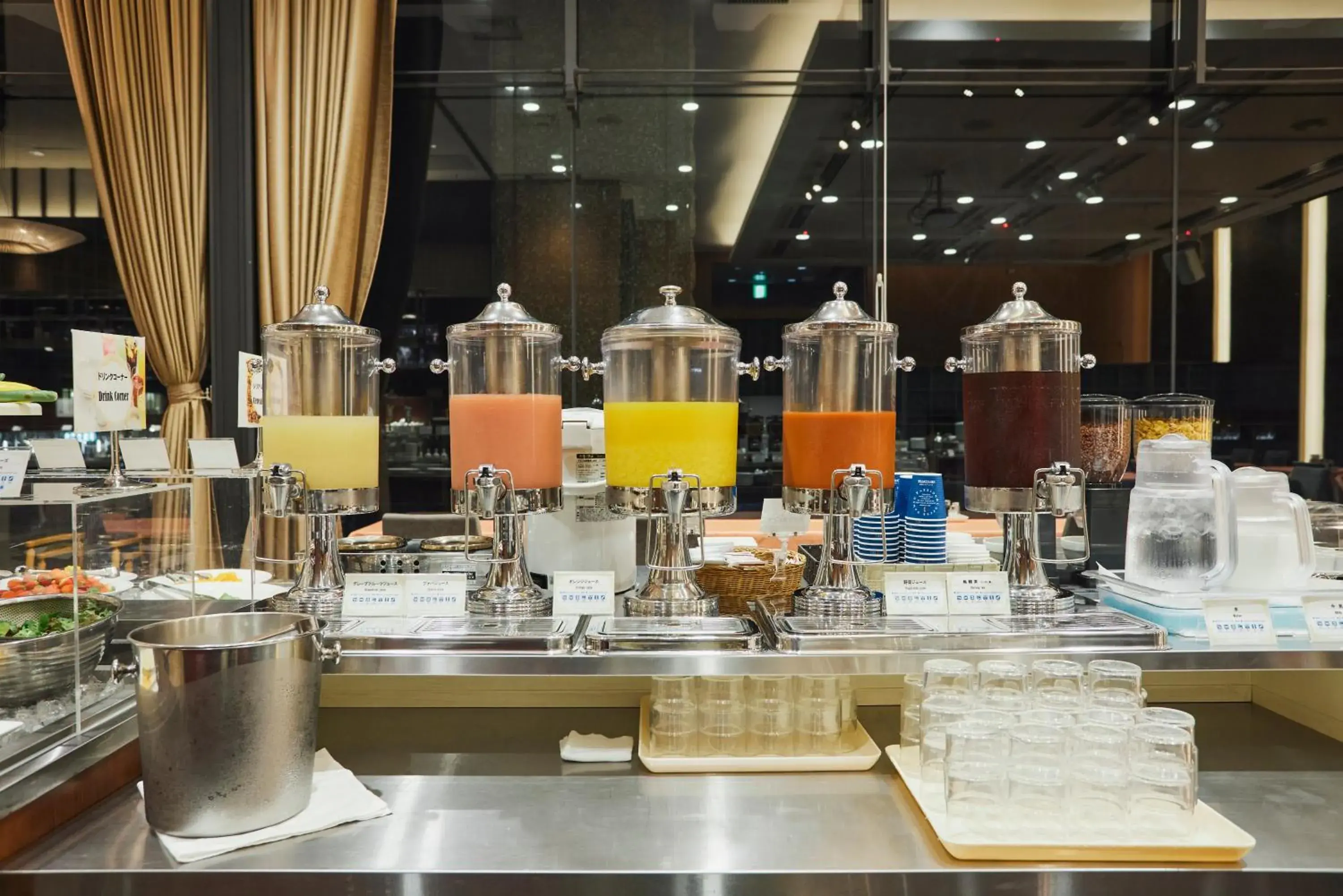 Food and drinks in Solaria Nishitetsu Hotel Kagoshima Food and drinks in Solaria Nishitetsu Hotel Kagoshima