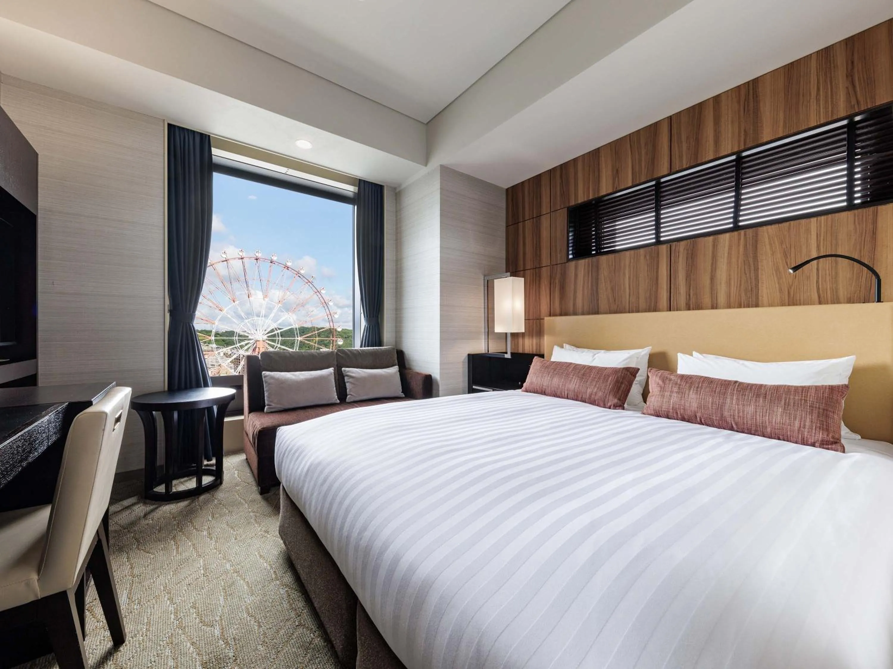 Photo of the whole room, Bed in Solaria Nishitetsu Hotel Kagoshima