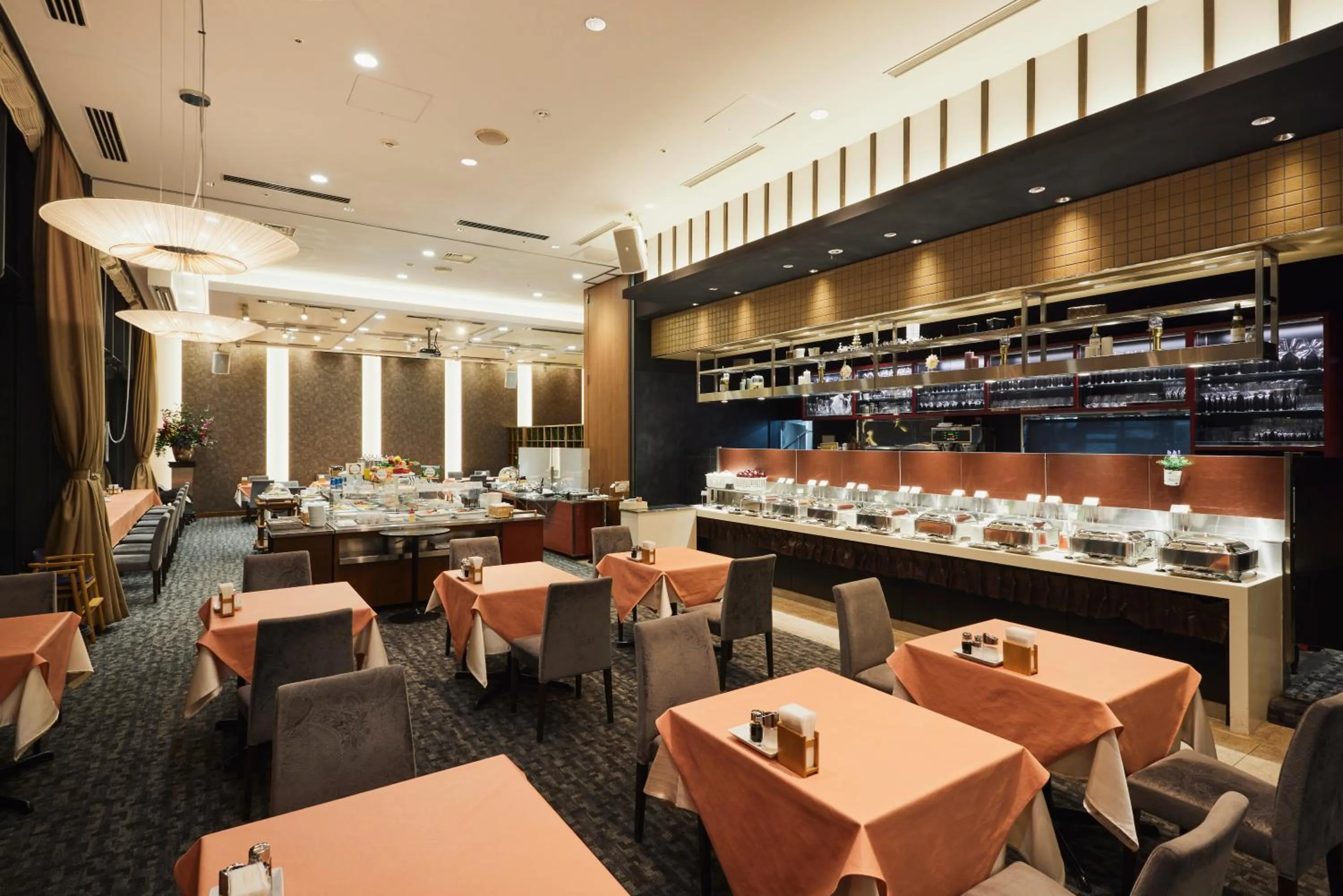 Restaurant/places to eat in Solaria Nishitetsu Hotel Kagoshima