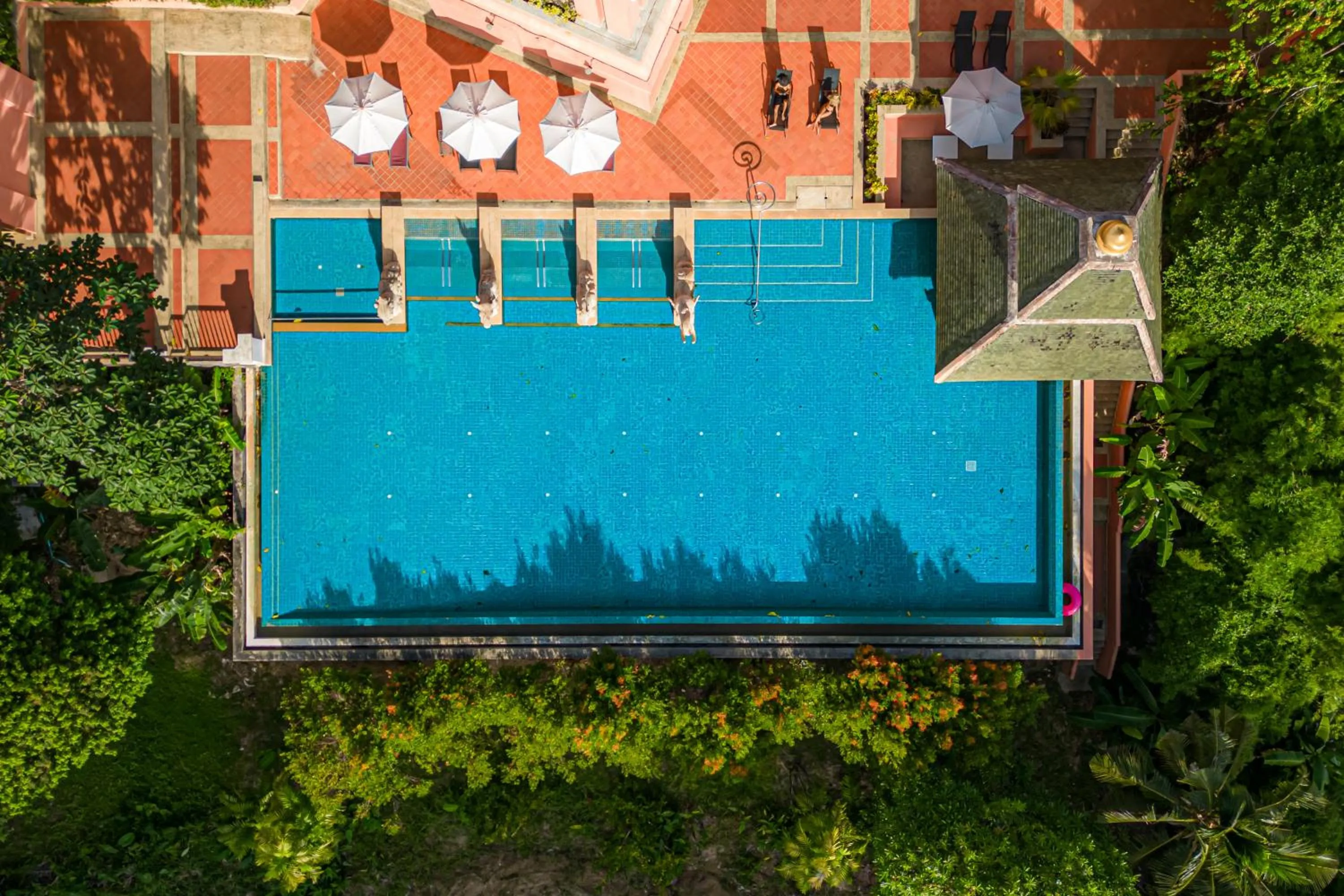 Swimming pool in Suuko Villas