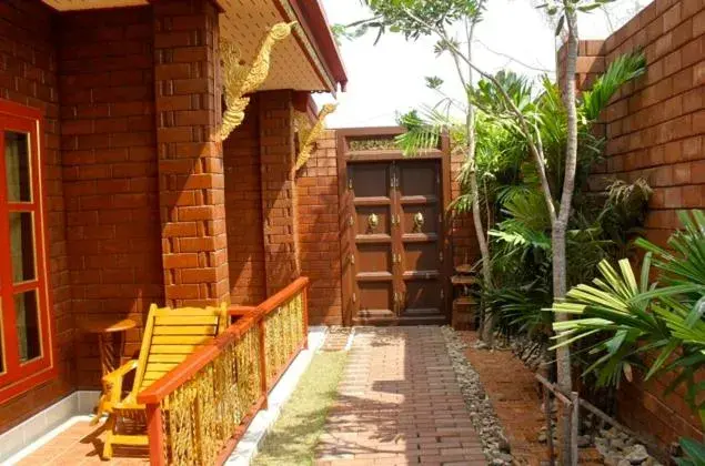 Facade/entrance in Irawadee Resort Facade/entrance in Irawadee Resort