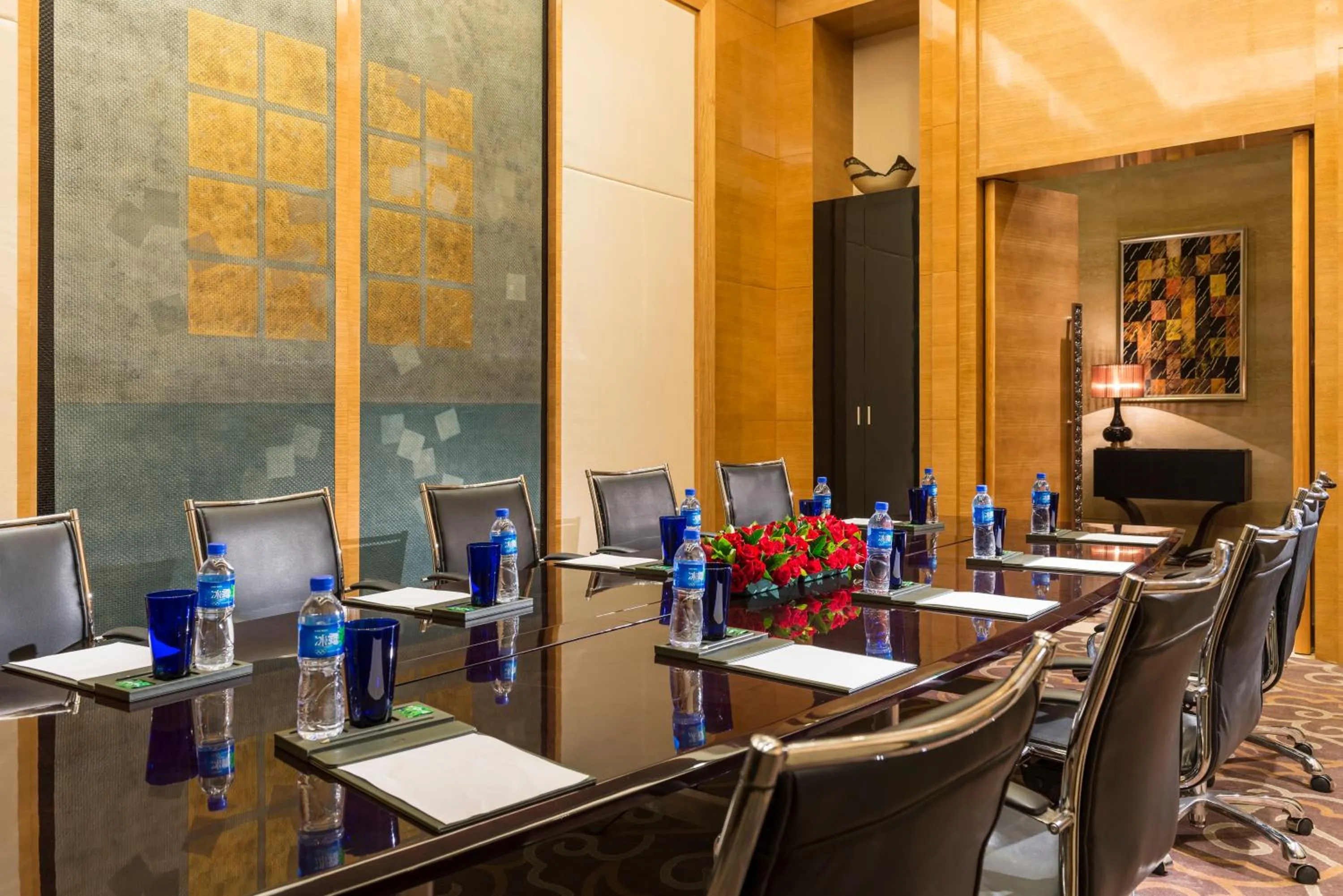 Meeting/conference room in InterContinental Shijiazhuang by IHG