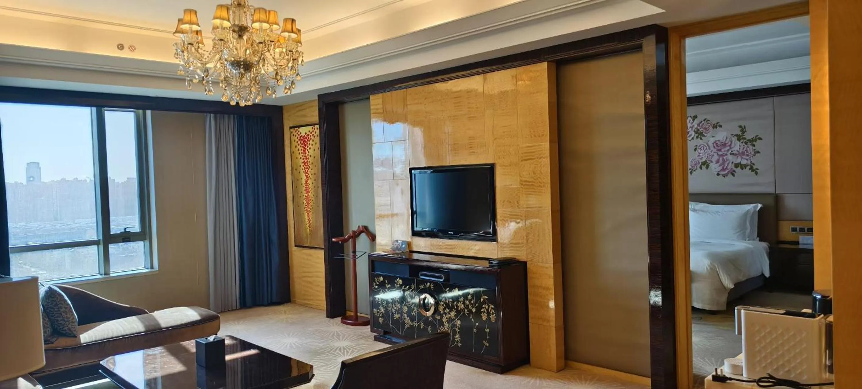 Photo of the whole room in InterContinental Shijiazhuang by IHG