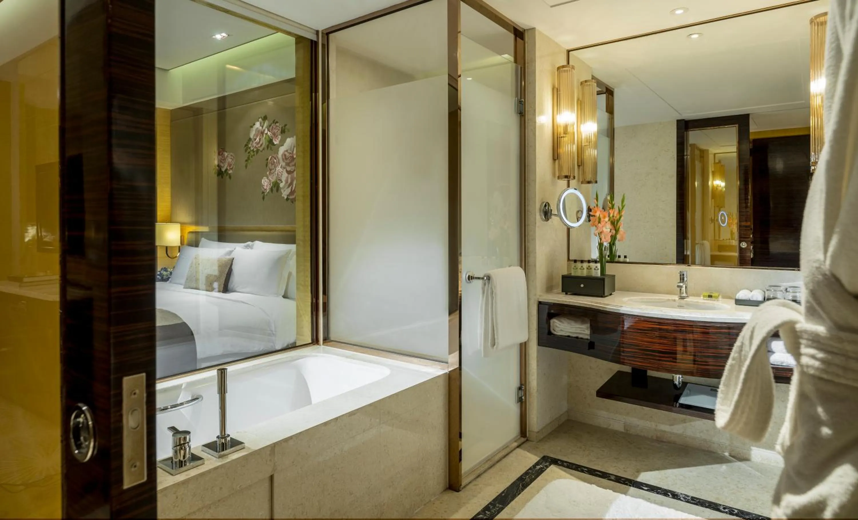 Bathroom, Bed in InterContinental Shijiazhuang by IHG