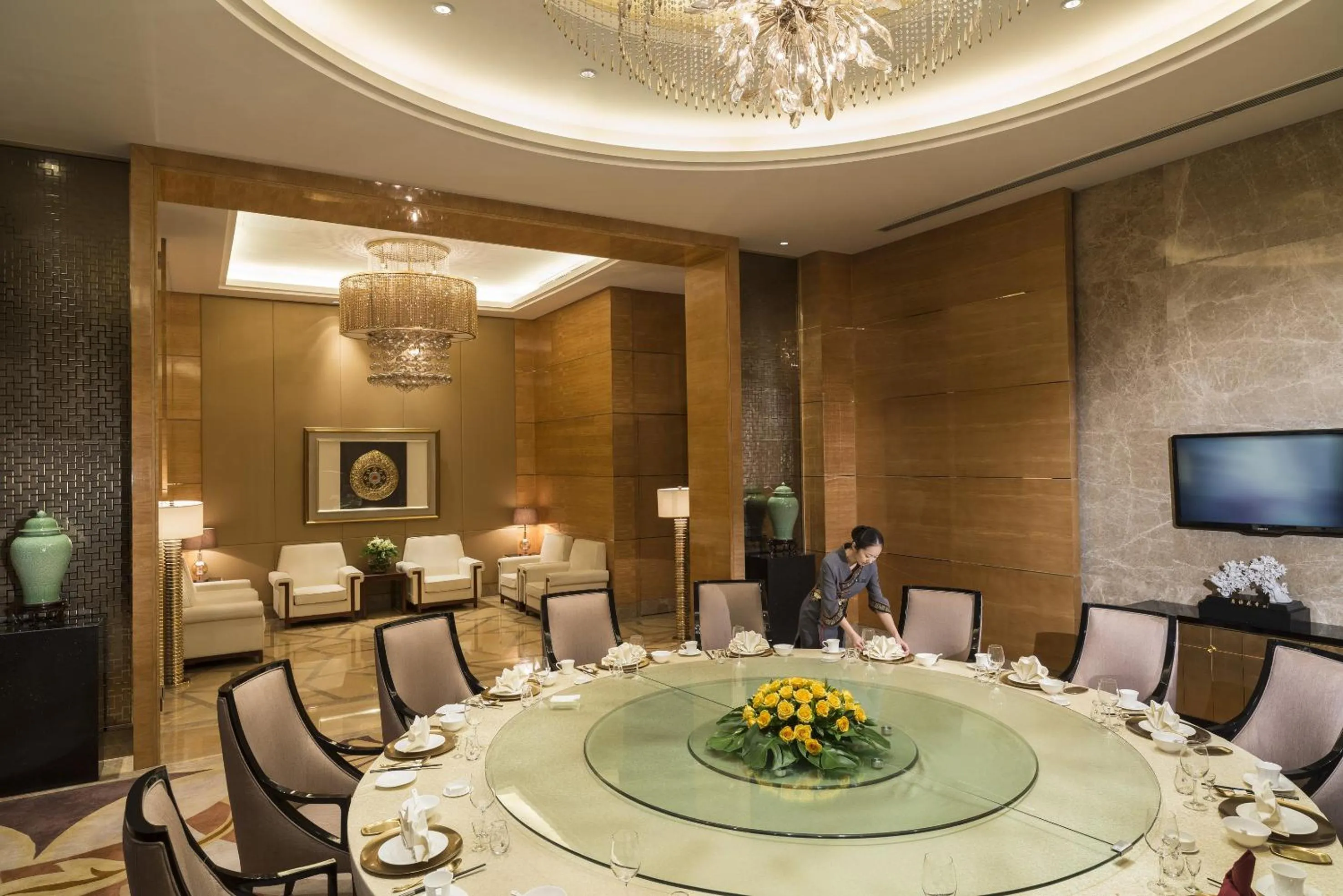 Restaurant/places to eat in InterContinental Shijiazhuang by IHG