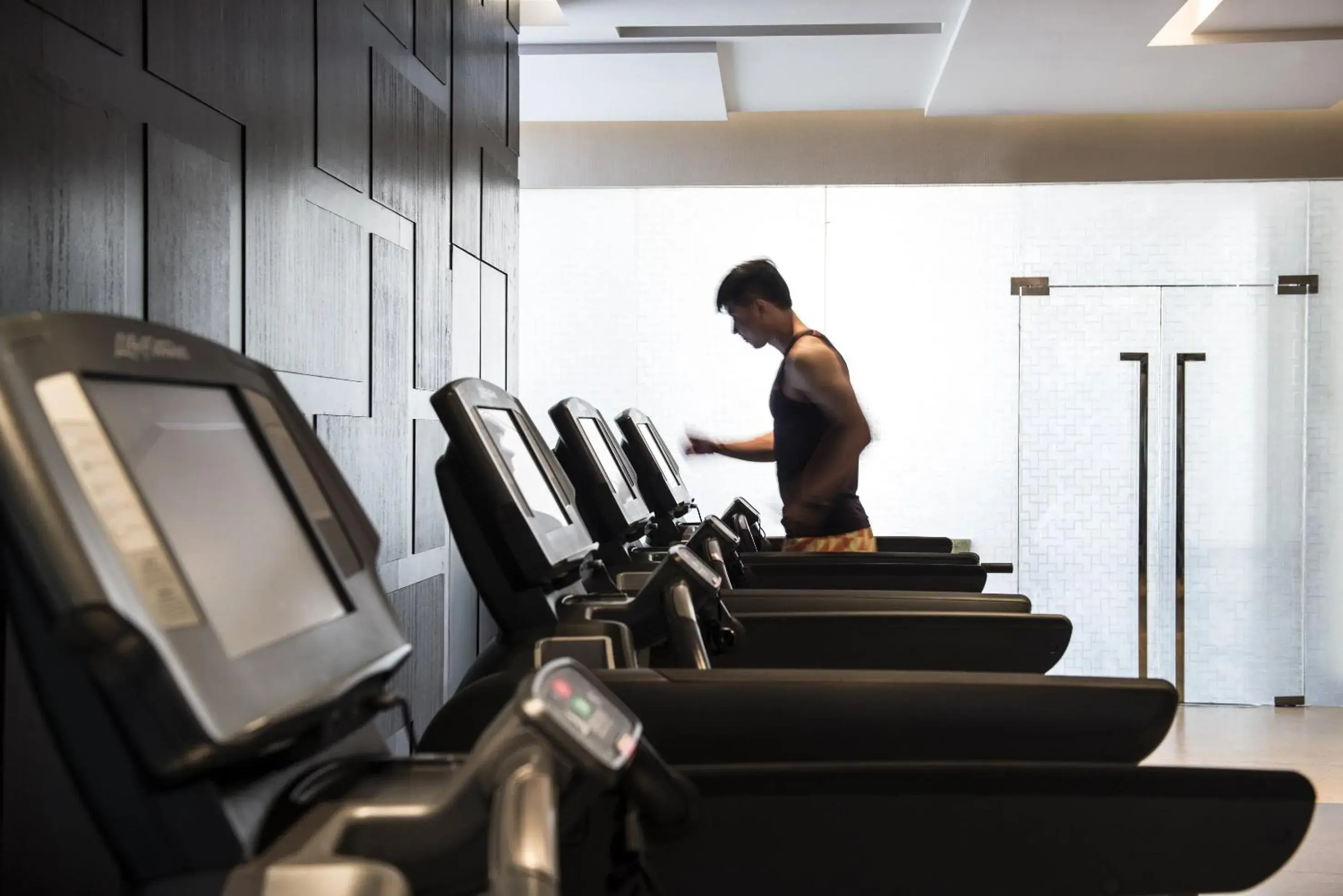 Fitness centre/facilities in InterContinental Shijiazhuang by IHG Fitness centre/facilities in InterContinental Shijiazhuang by IHG