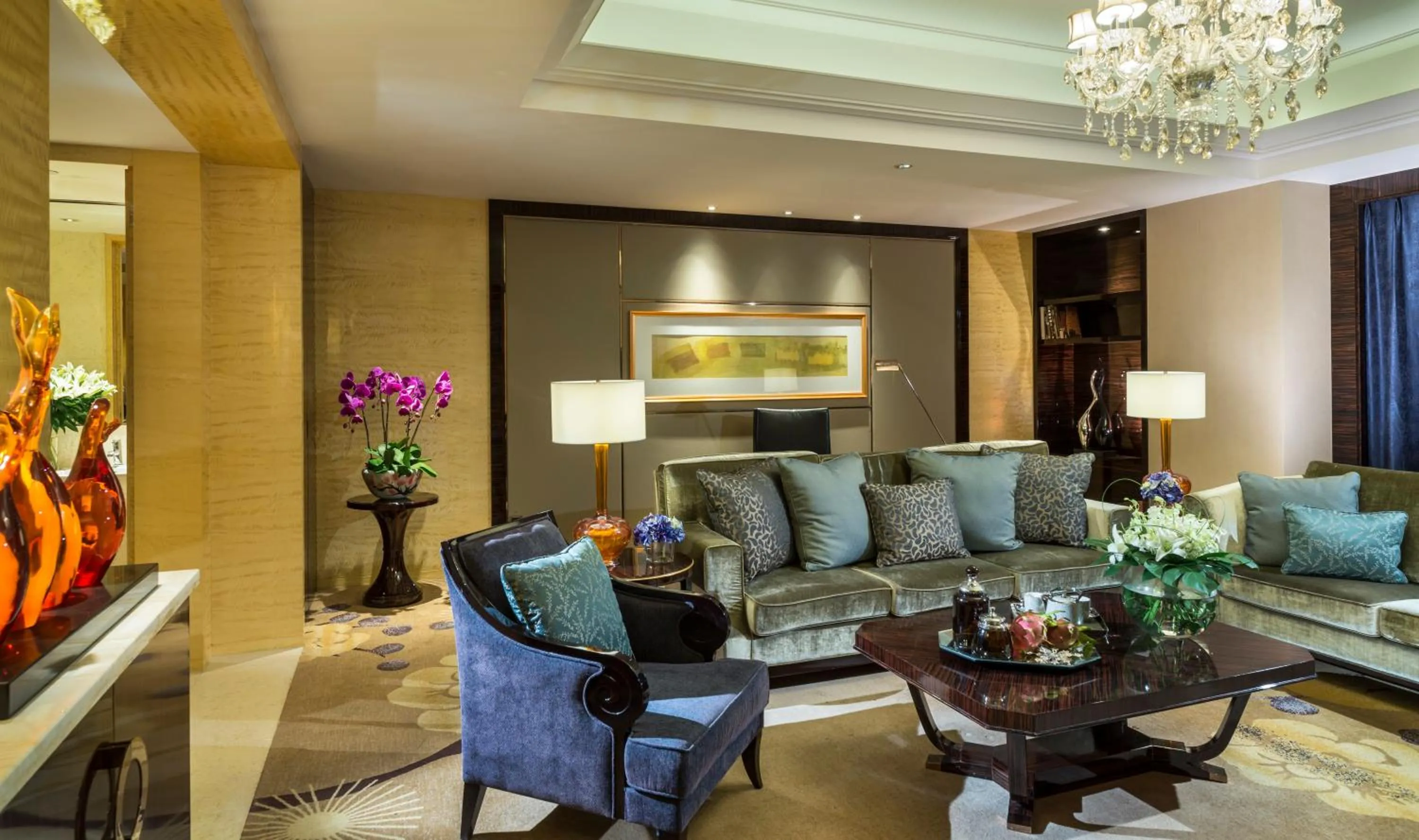 Photo of the whole room in InterContinental Shijiazhuang by IHG