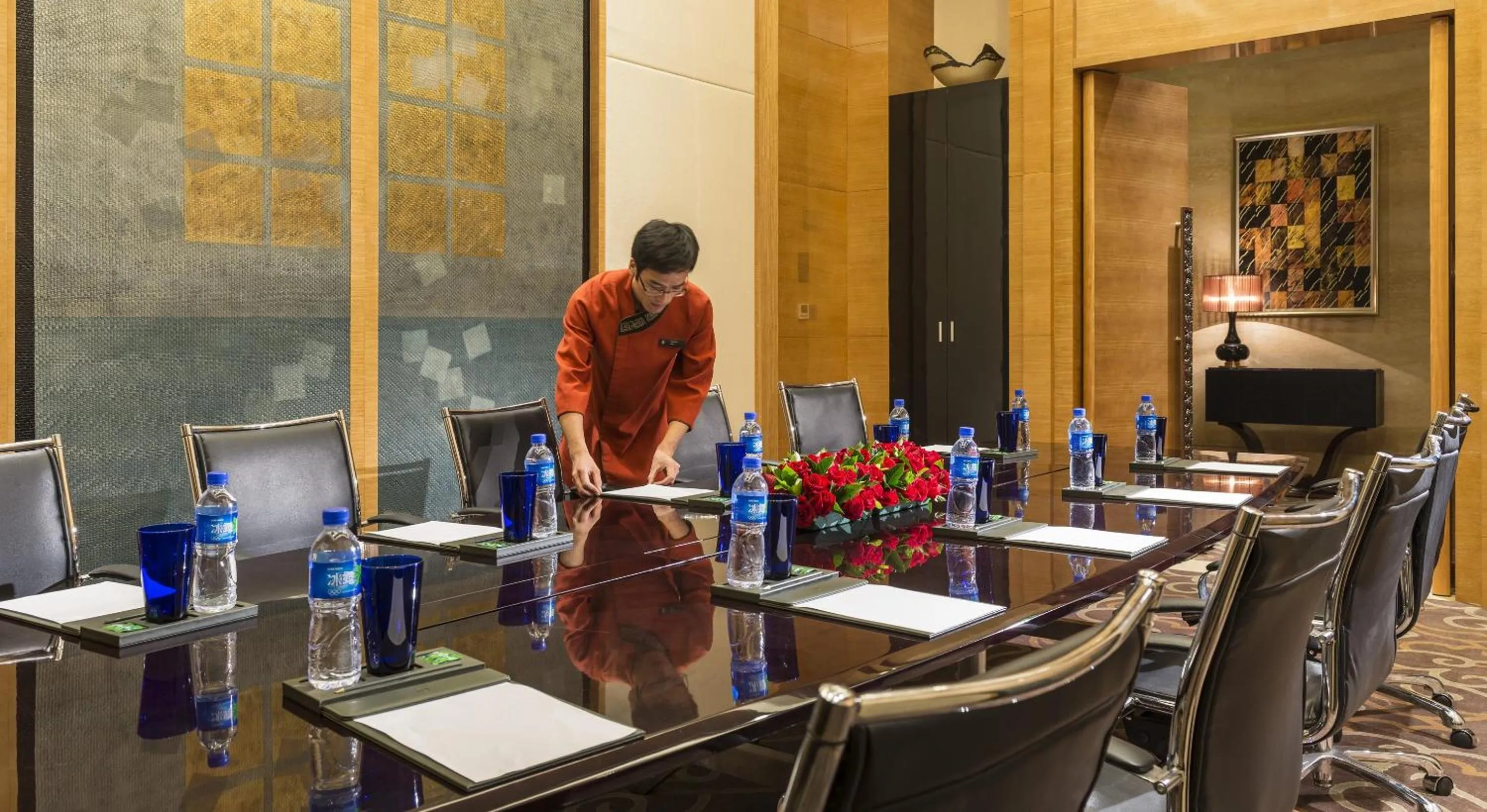 Meeting/conference room in InterContinental Shijiazhuang by IHG