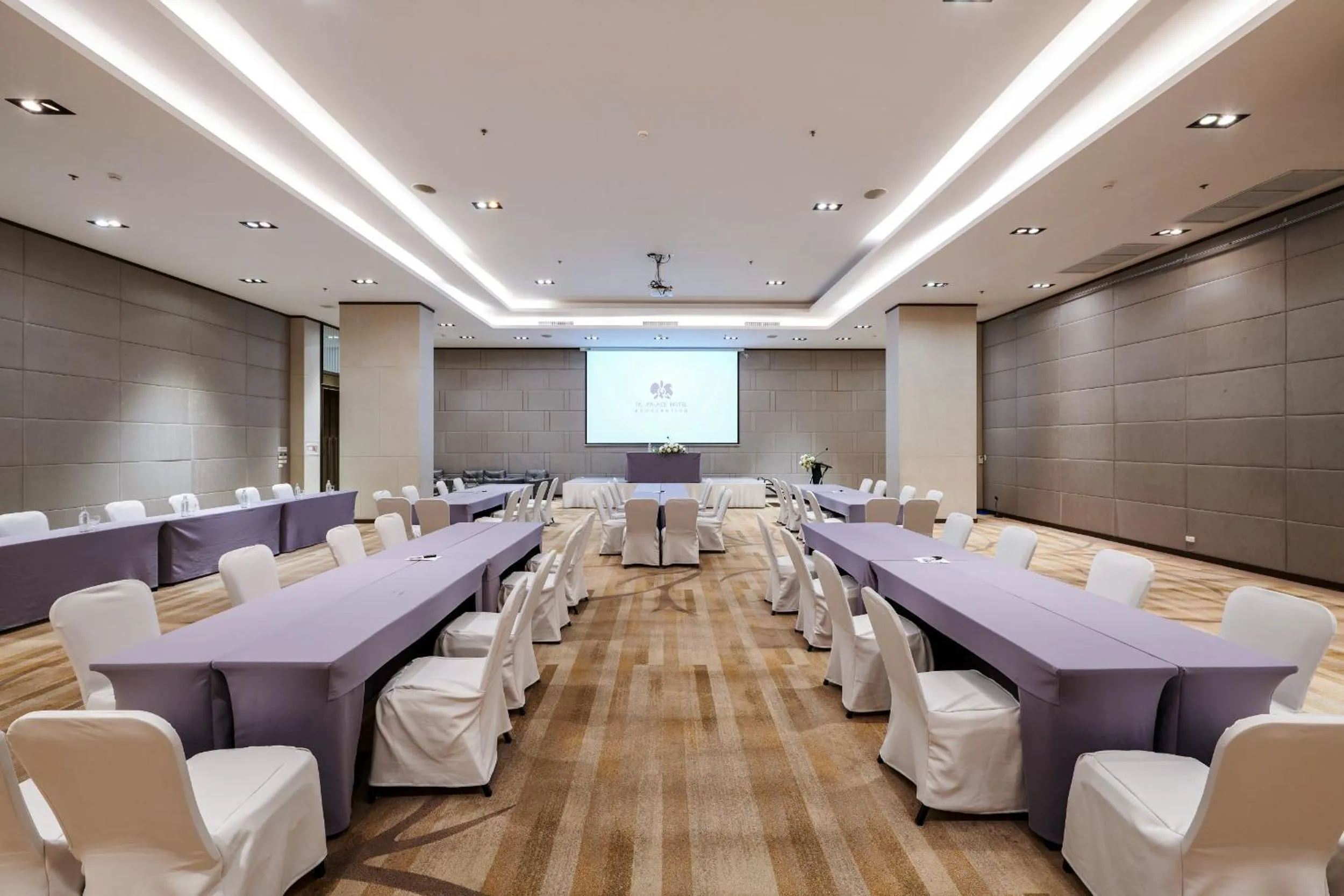 Meeting/conference room in TK Palace Hotel & Convention Bangkok