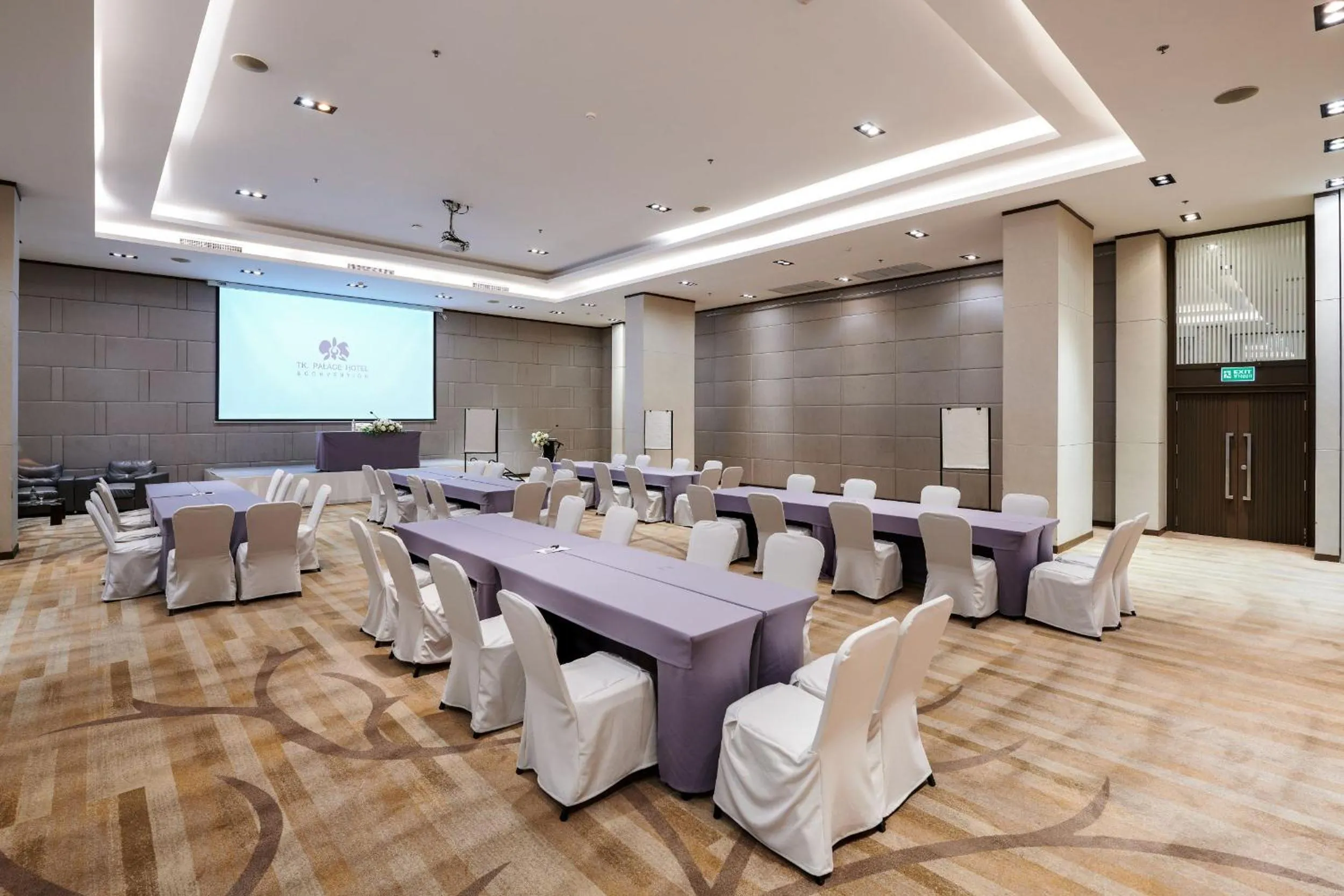 Meeting/conference room in TK Palace Hotel & Convention Bangkok