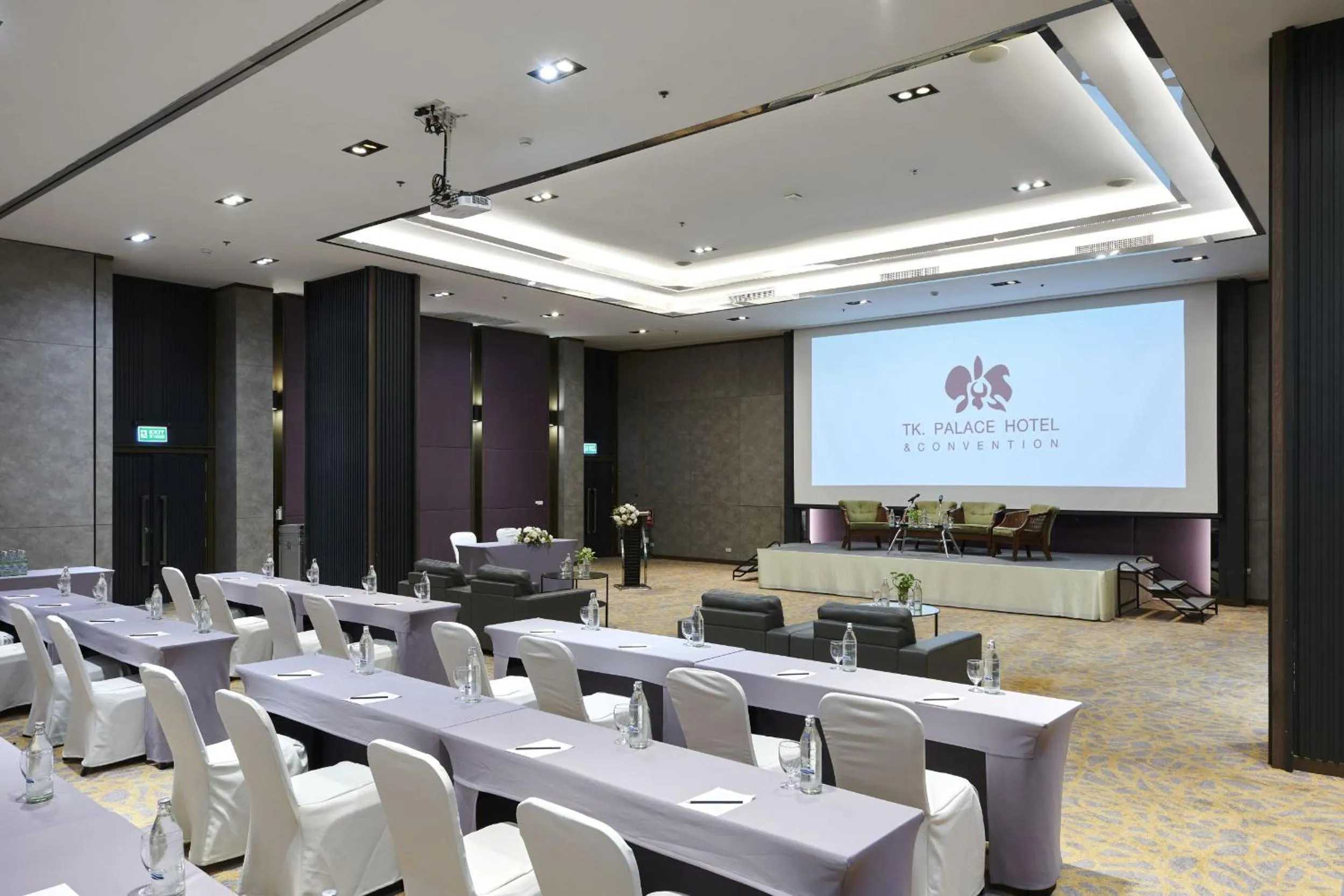 Meeting/conference room in TK Palace Hotel & Convention Bangkok