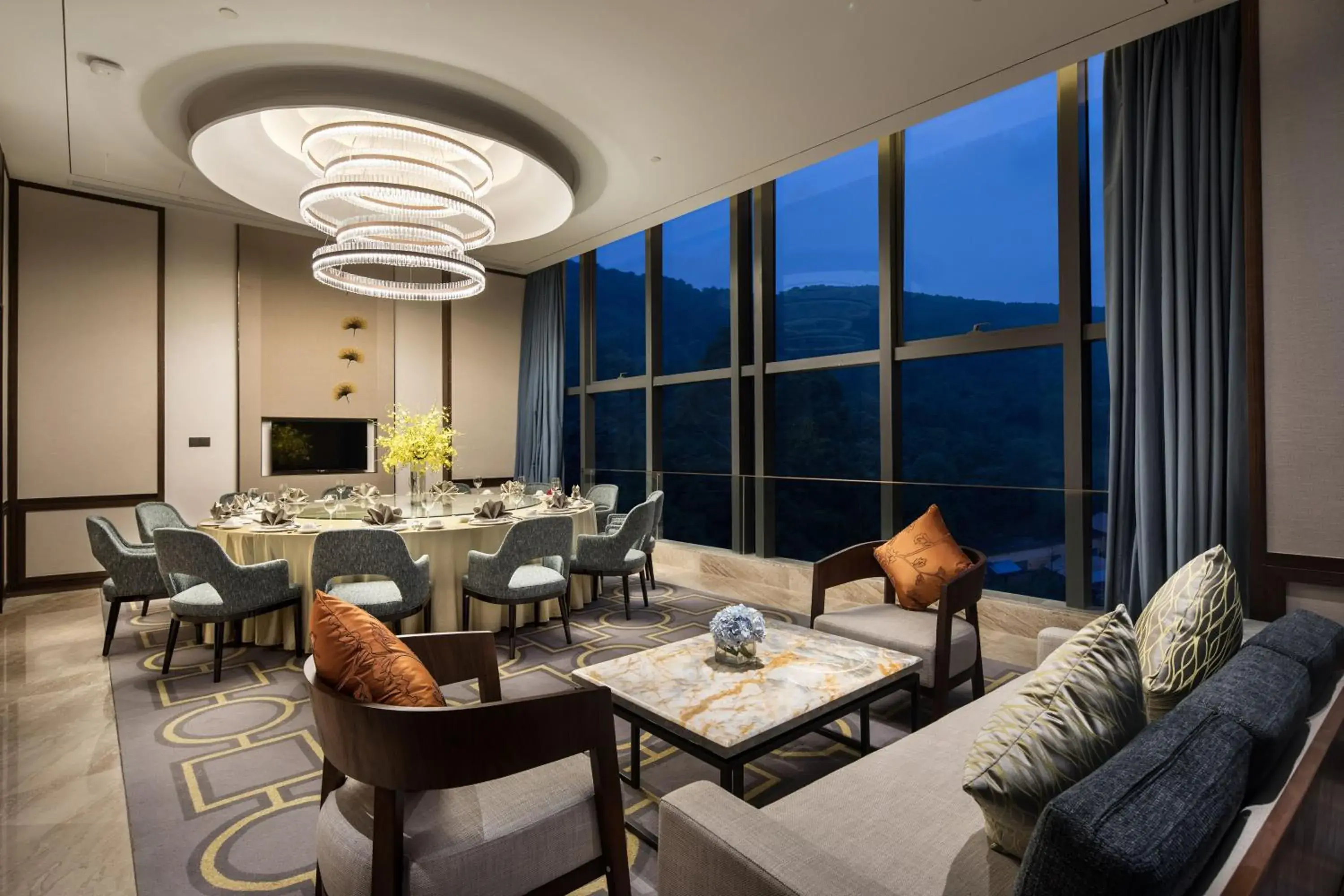 Restaurant/places to eat in Holiday Inn Shaoguan Downtown by IHG Restaurant/places to eat in Holiday Inn Shaoguan Downtown by IHG