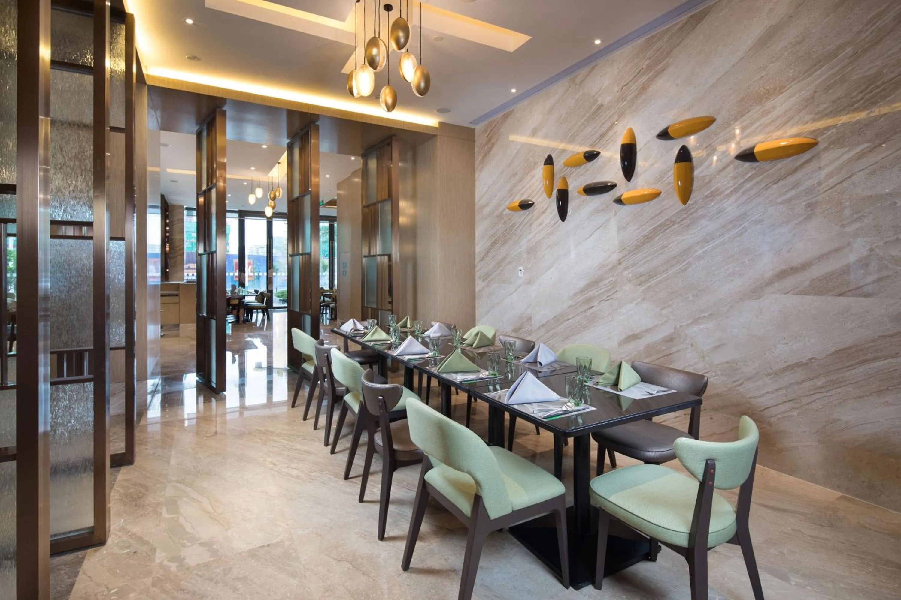 Restaurant/places to eat in Holiday Inn Shaoguan Downtown by IHG