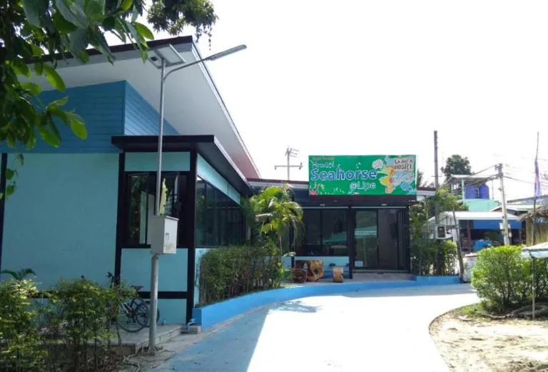 Seahorse Lipe Hostel
