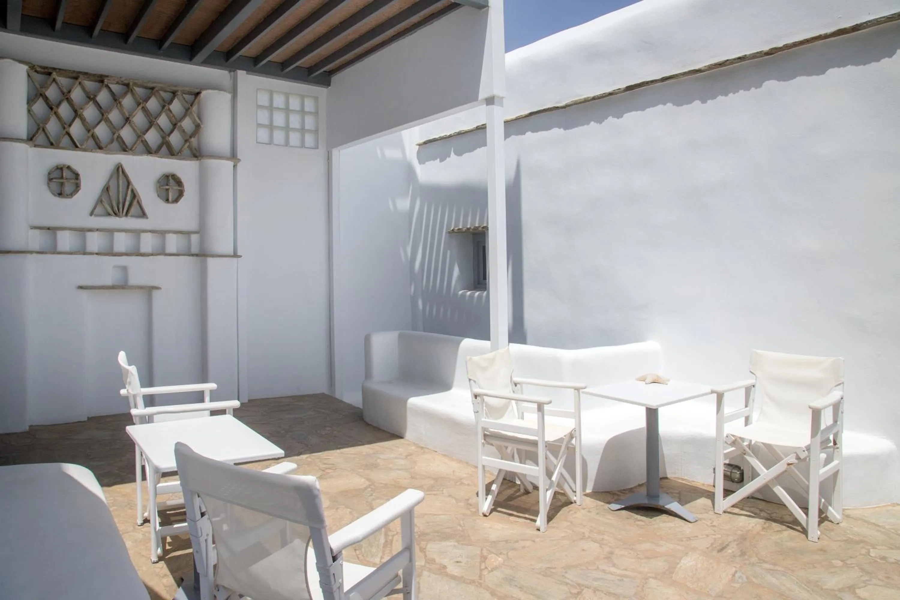 Patio in Onar Hotel & Suites