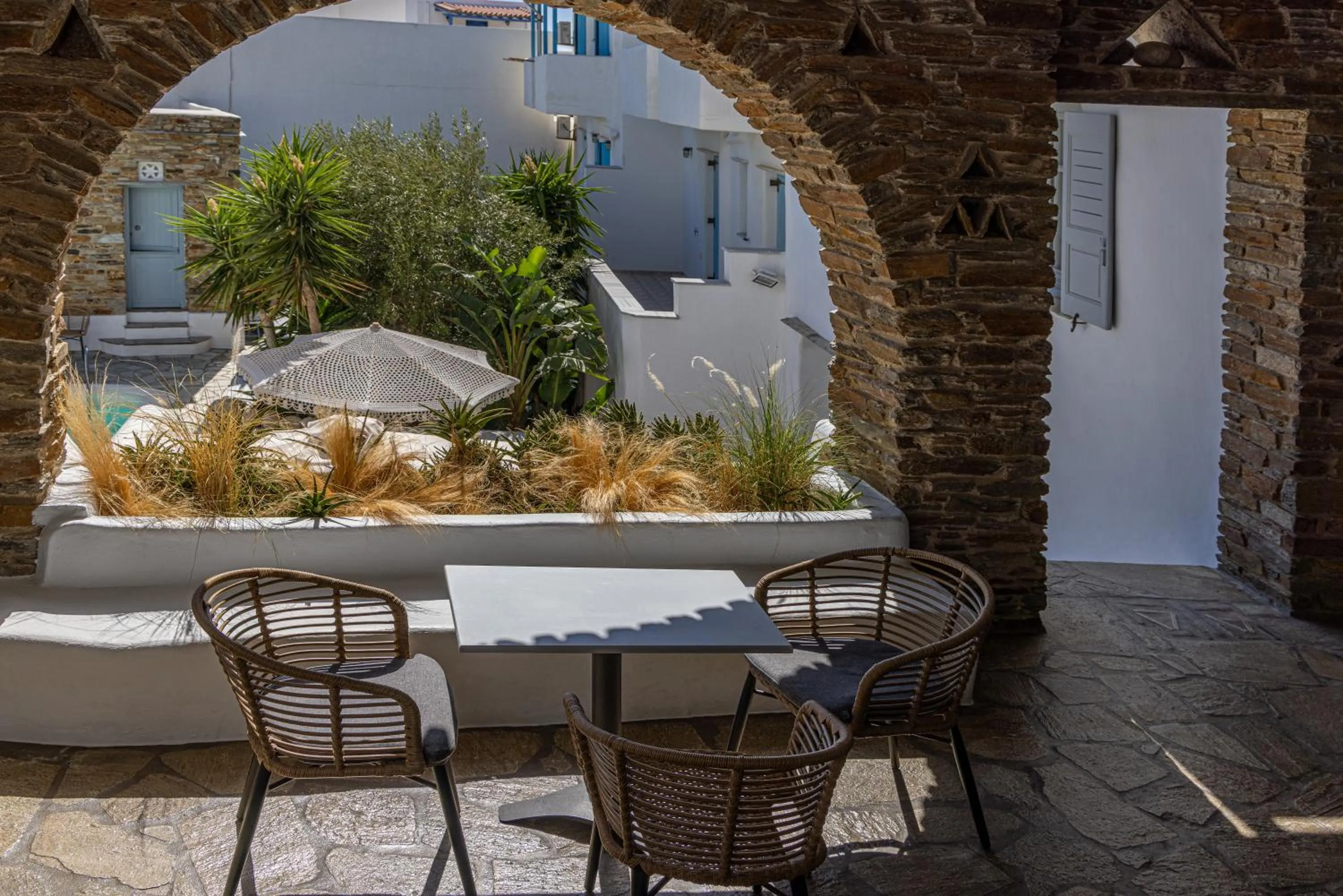 Seating area in Onar Hotel & Suites