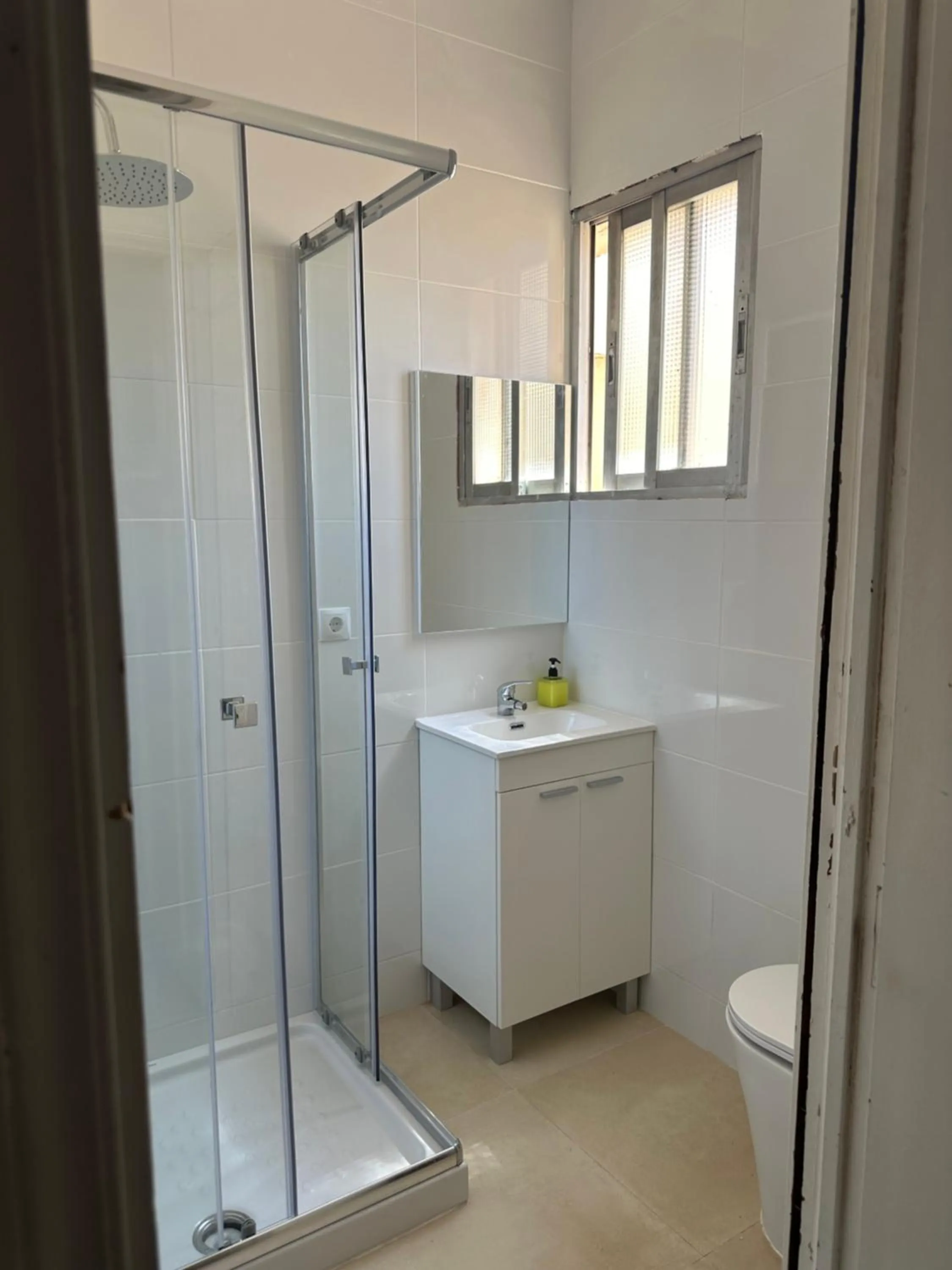 Shower in Hostal Arrate