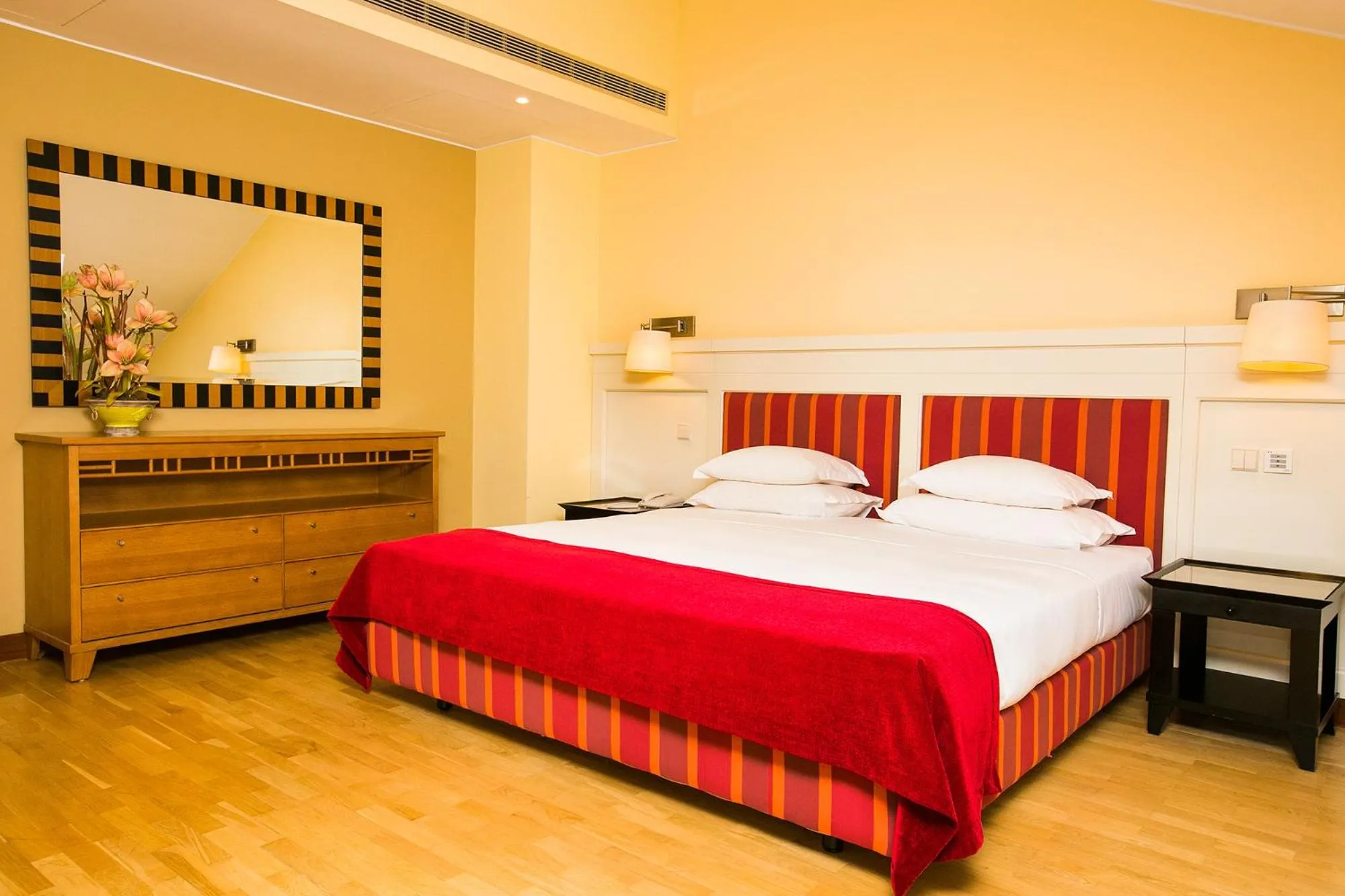 Bed in Pestana Sintra Golf Resort & SPA Hotel