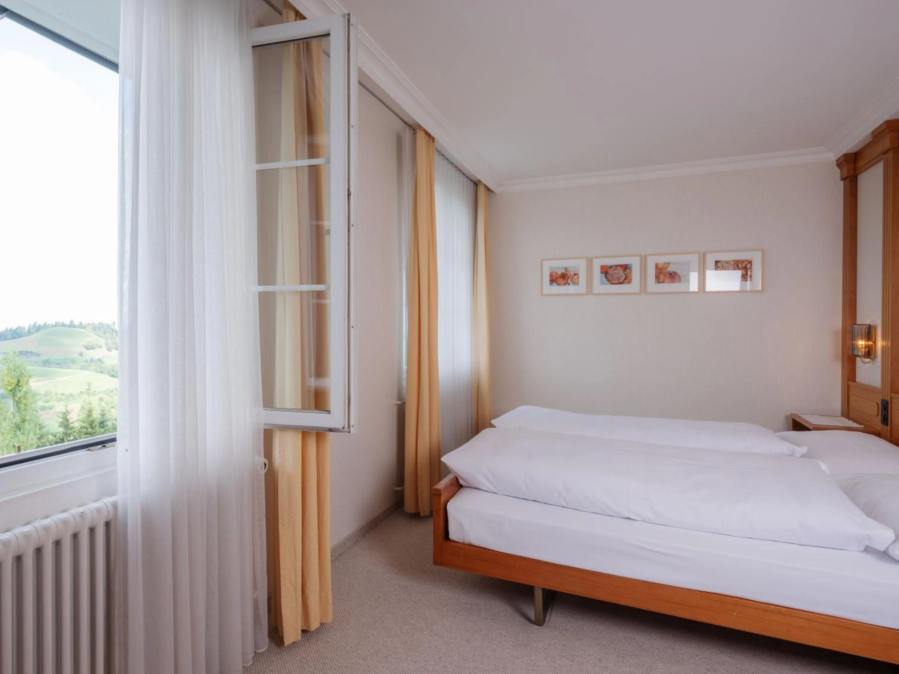 Bed in Landgasthof Hotel Menzberg