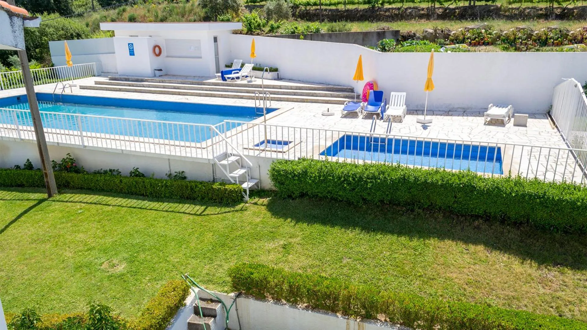 Swimming pool in Hotel Belsol