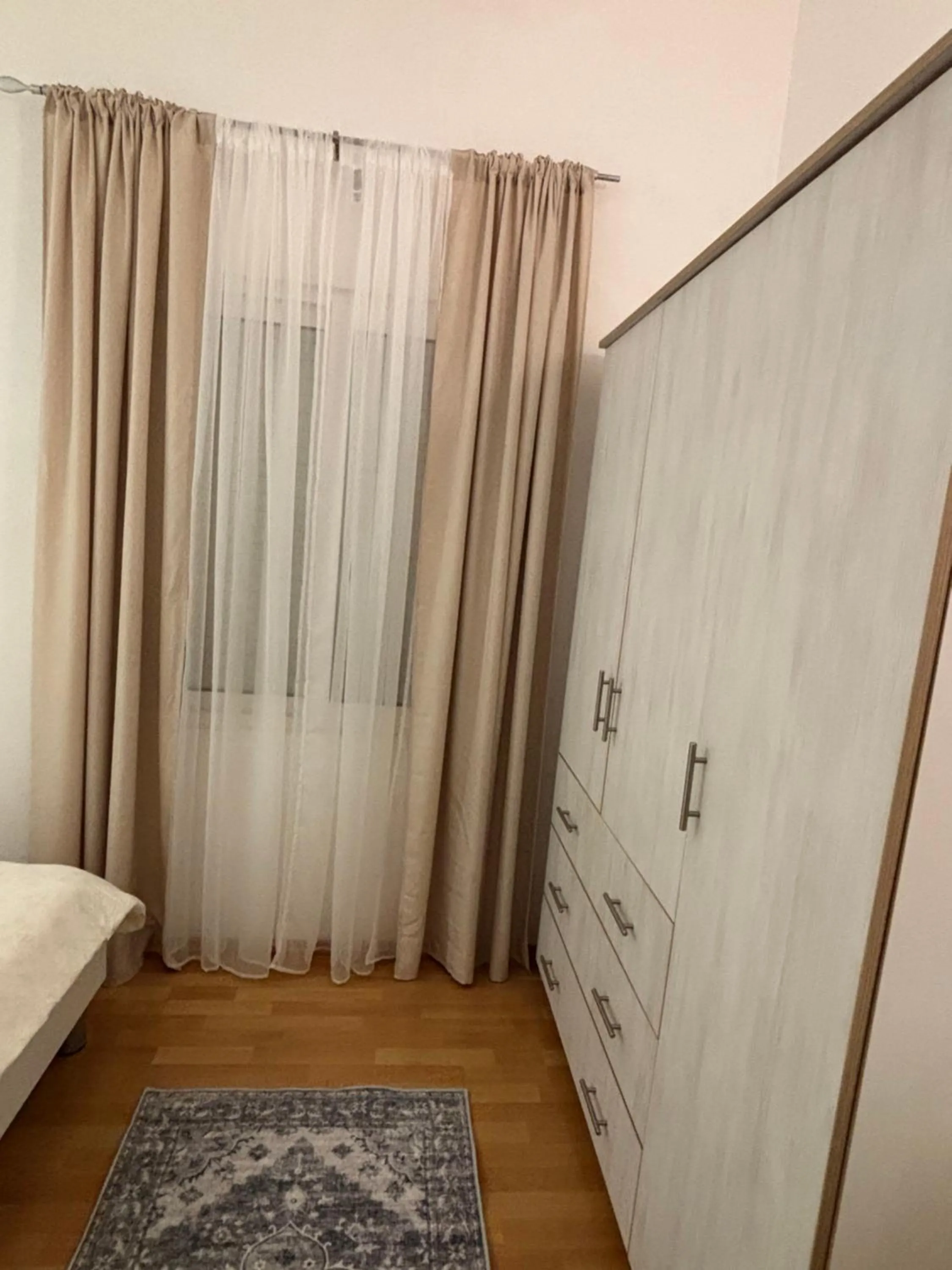Bed in Apartments Lolo
