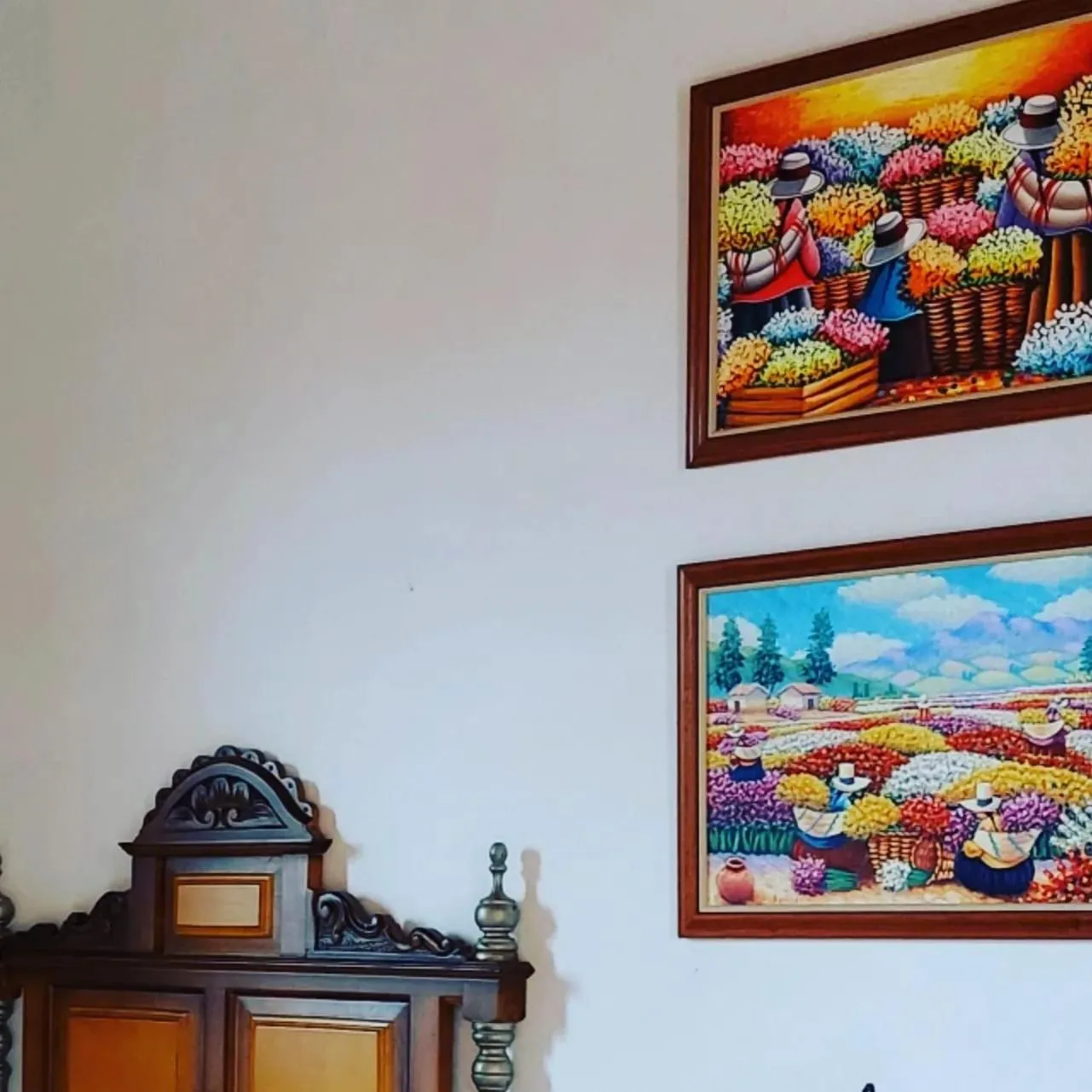 Decorative detail in Casa de La Campana