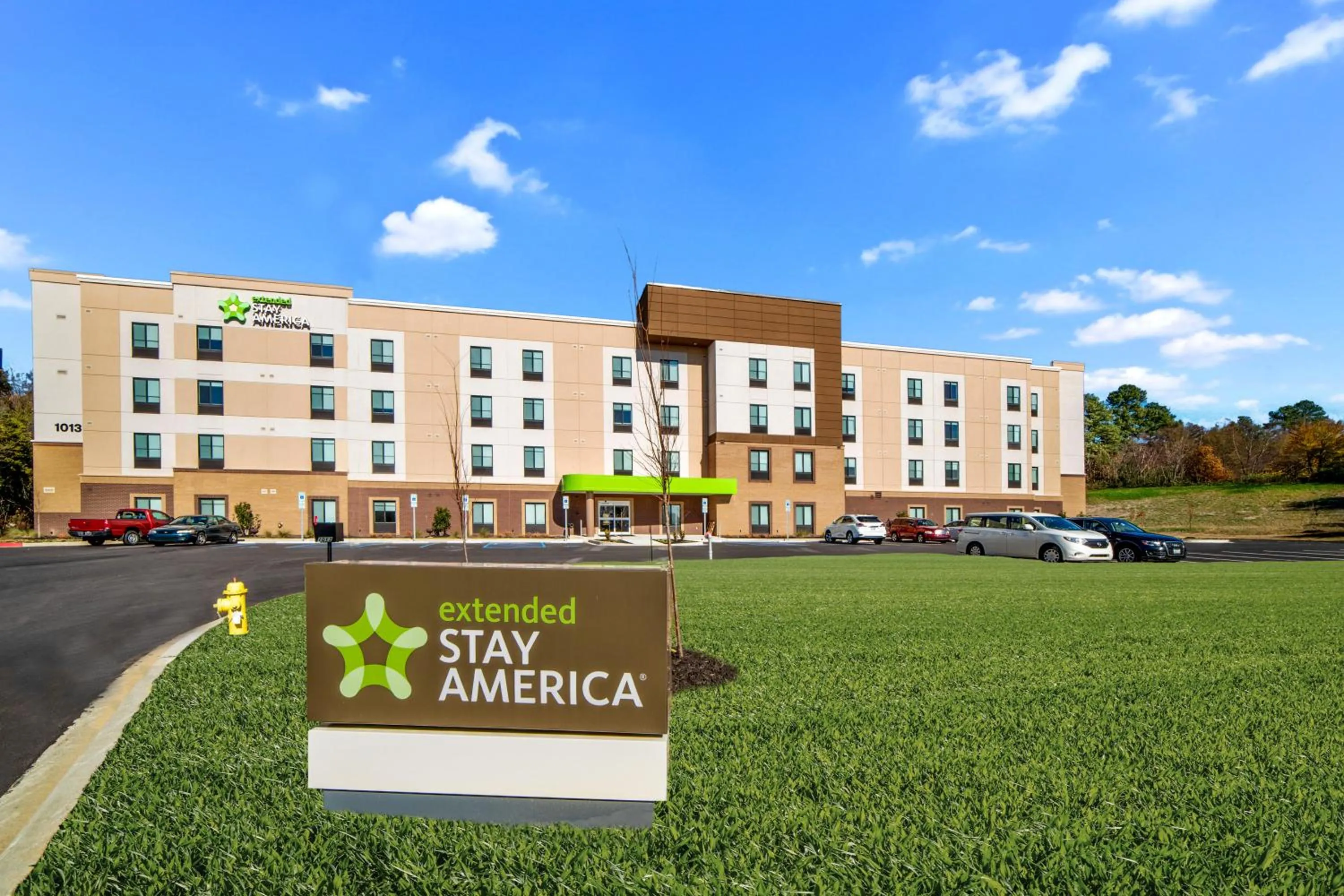 Property building in Extended Stay America Premier Suites - Greenville - Woodruff Road