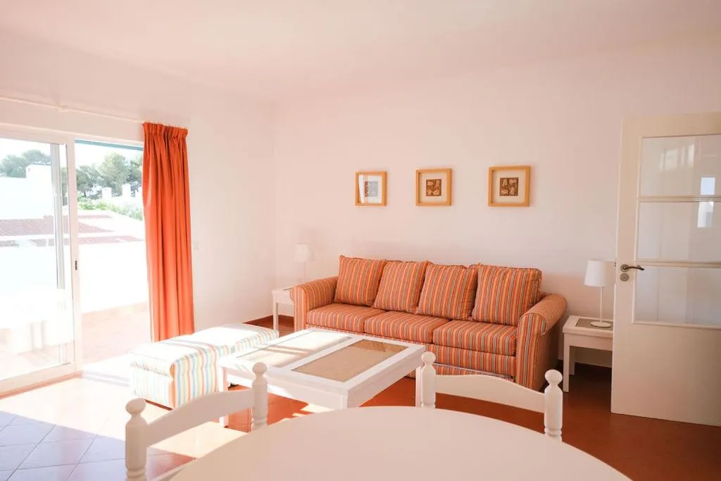 Two-Bedroom Apartment in Aldeamento Turistico da Prainha