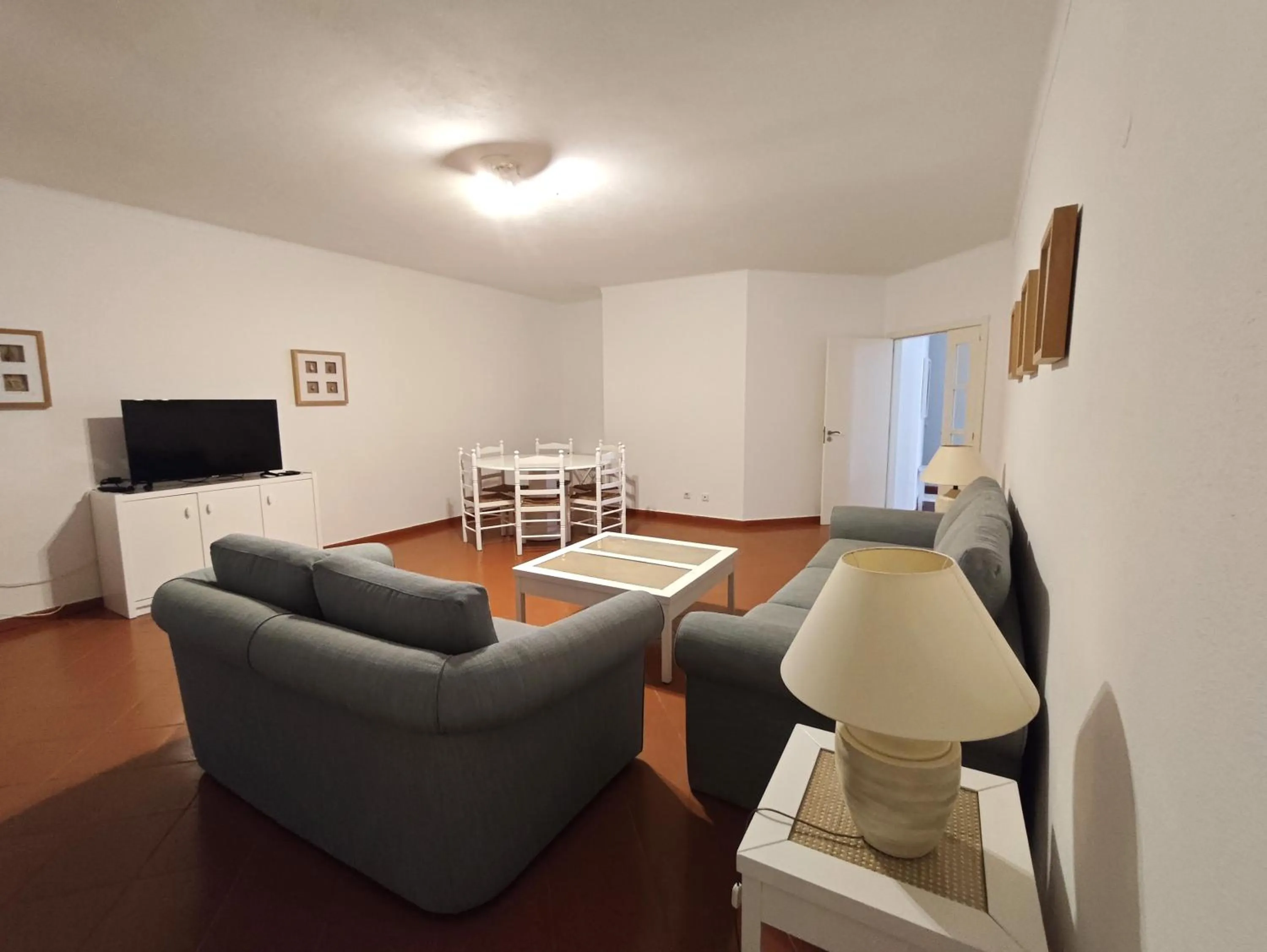 TV and multimedia in Aldeamento Turistico da Prainha