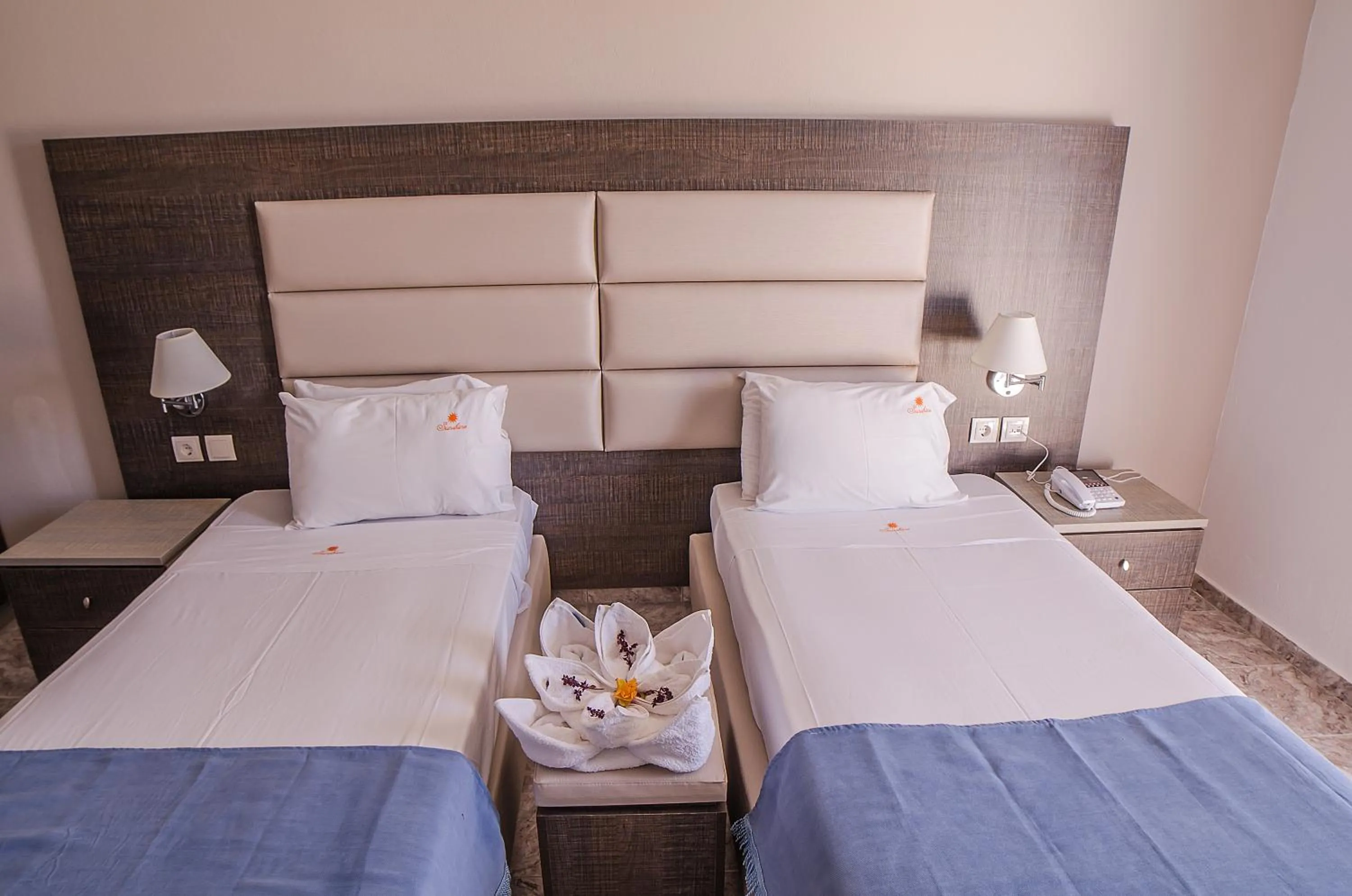 Decorative detail, Bed in Sunshine Hotel Tigaki
