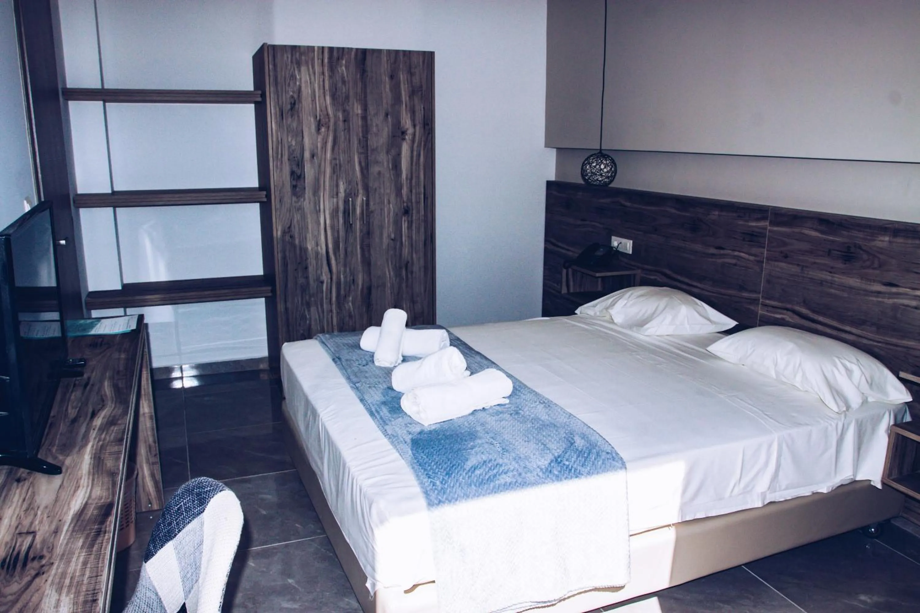 Bedroom, Bed in Sunshine Hotel Tigaki