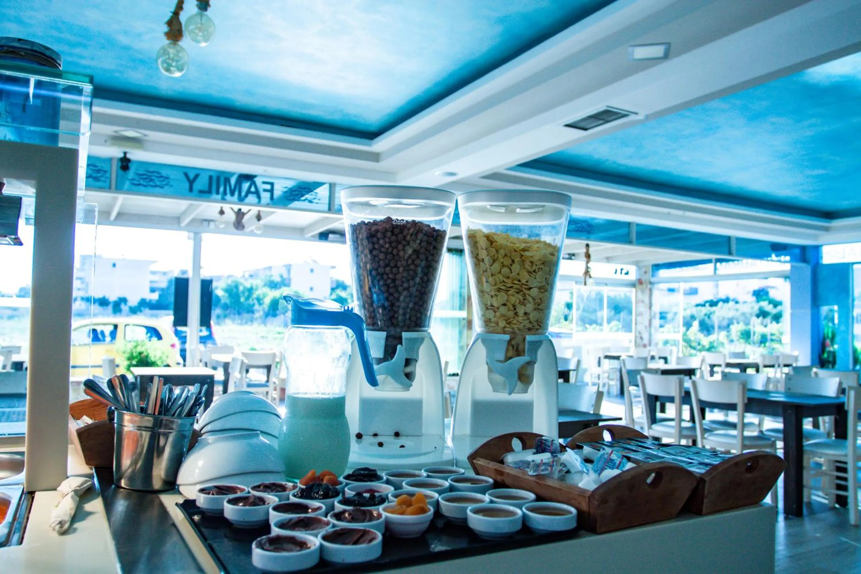 Breakfast in Sunshine Hotel Tigaki
