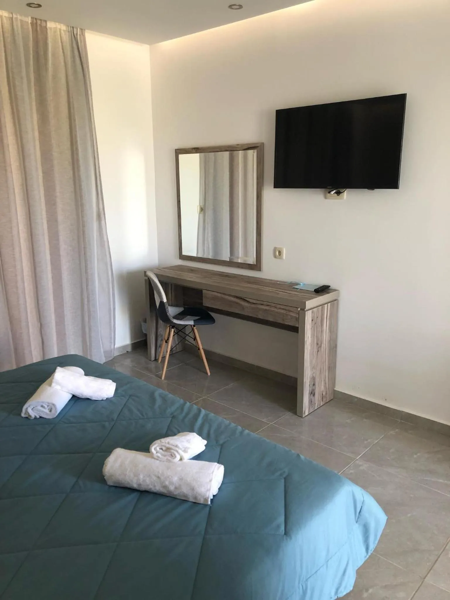 Bedroom, Bed in Sunshine Hotel Tigaki