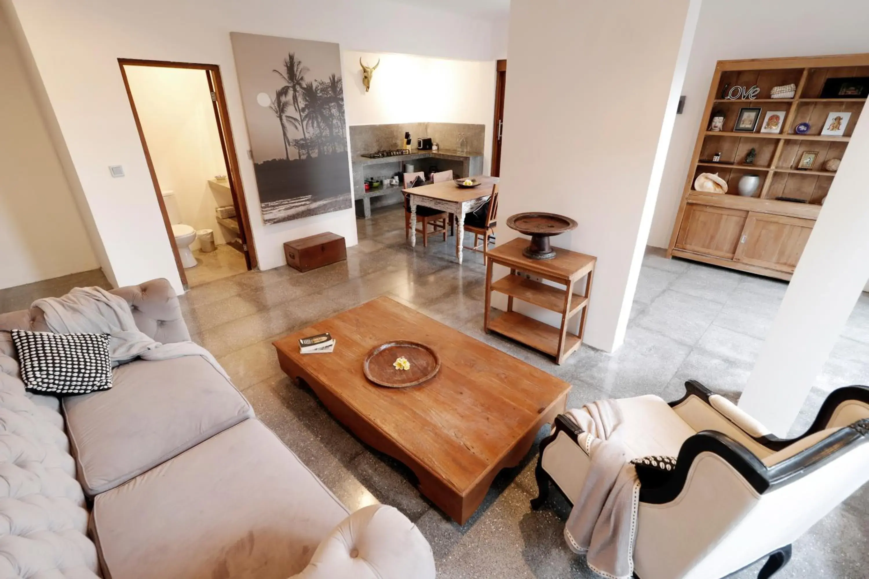 Living room in The Apartments Canggu Living room in The Apartments Canggu