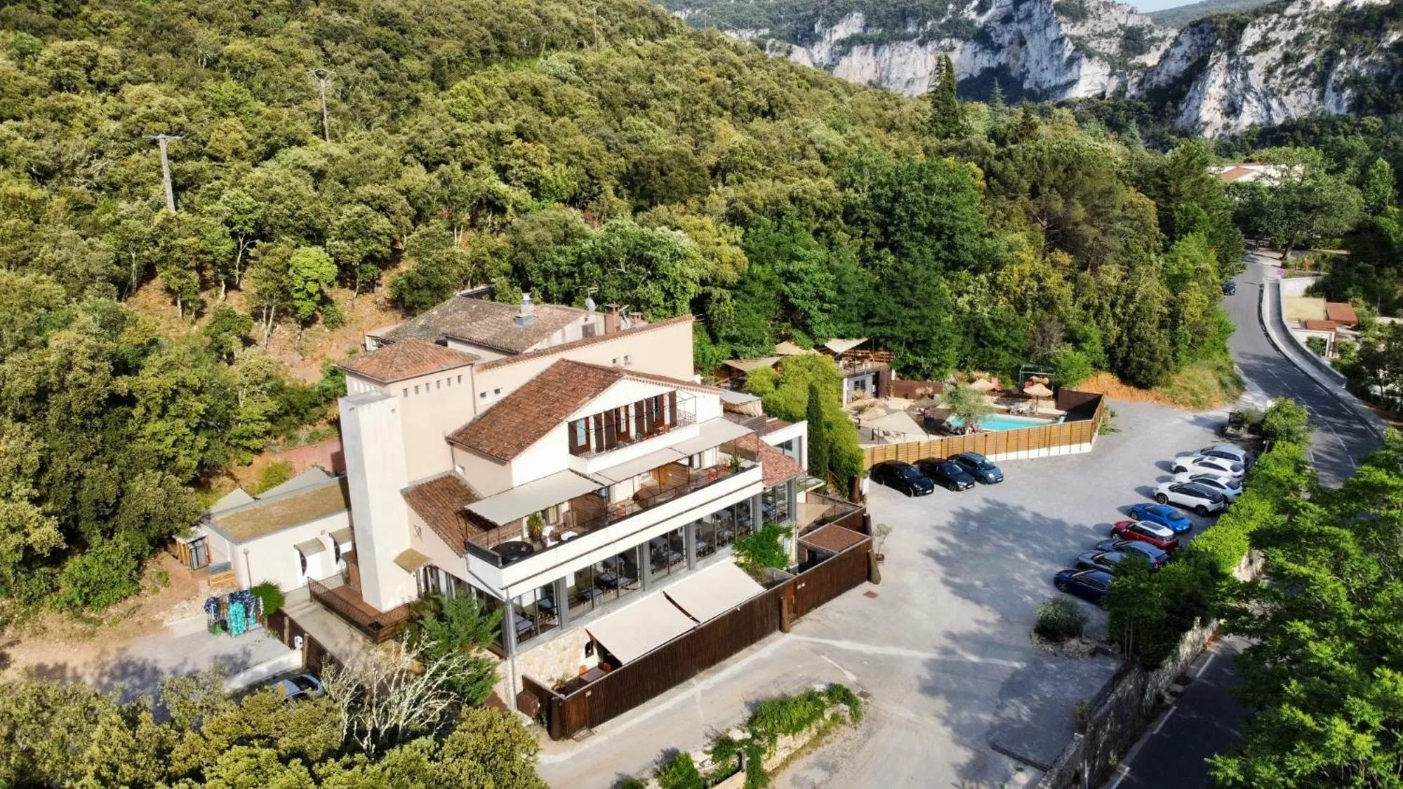 Property building in Le Belvedere