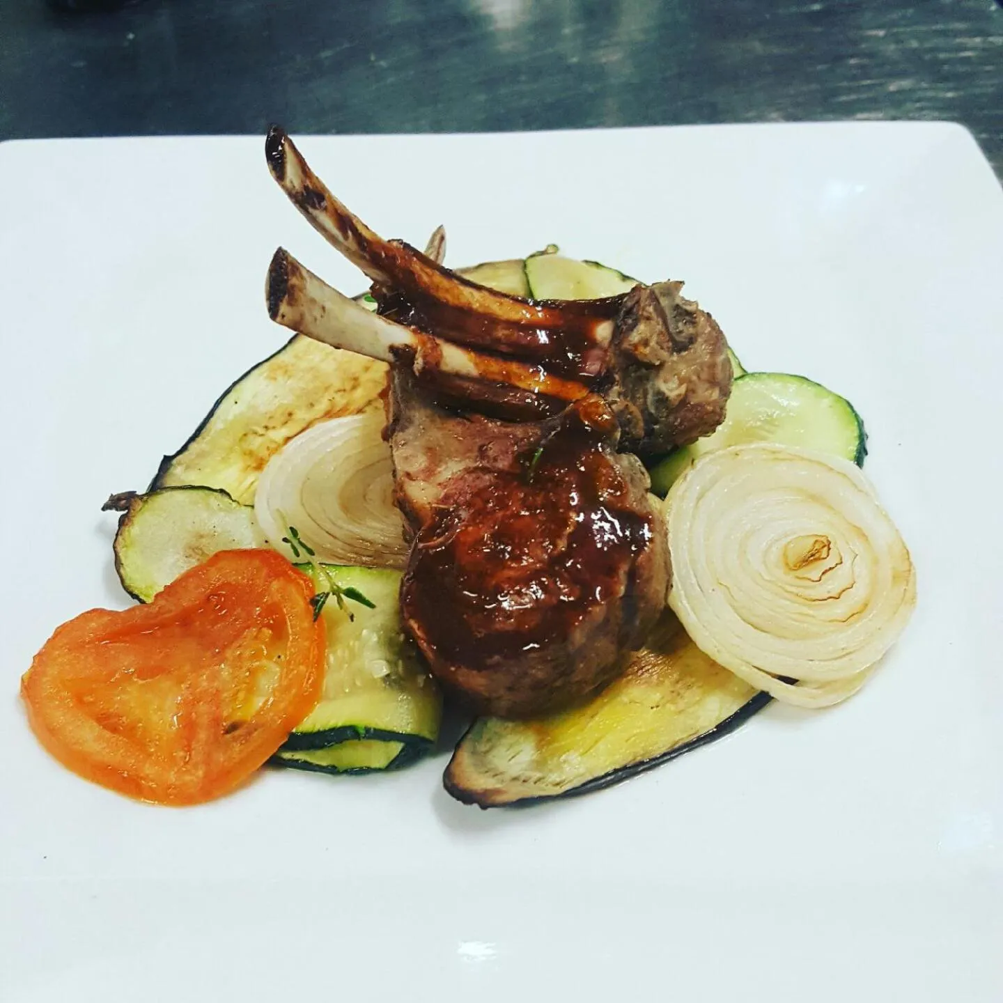 Restaurant/places to eat in Le Belvedere