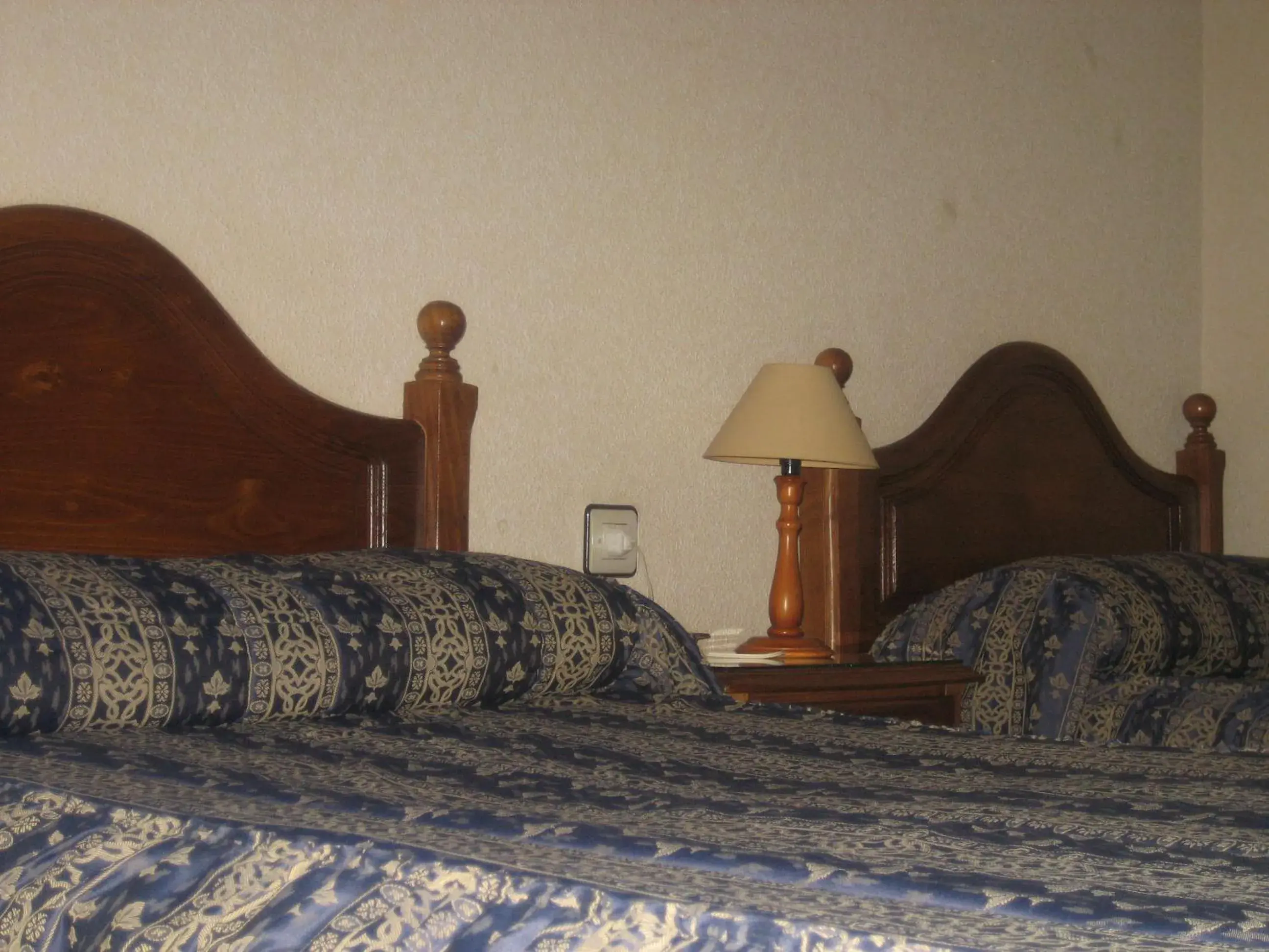 Double Room with Extra Bed - single occupancy in Hostal Restaurante la Trucha Double Room with Extra Bed - single occupancy in Hostal Restaurante la Trucha