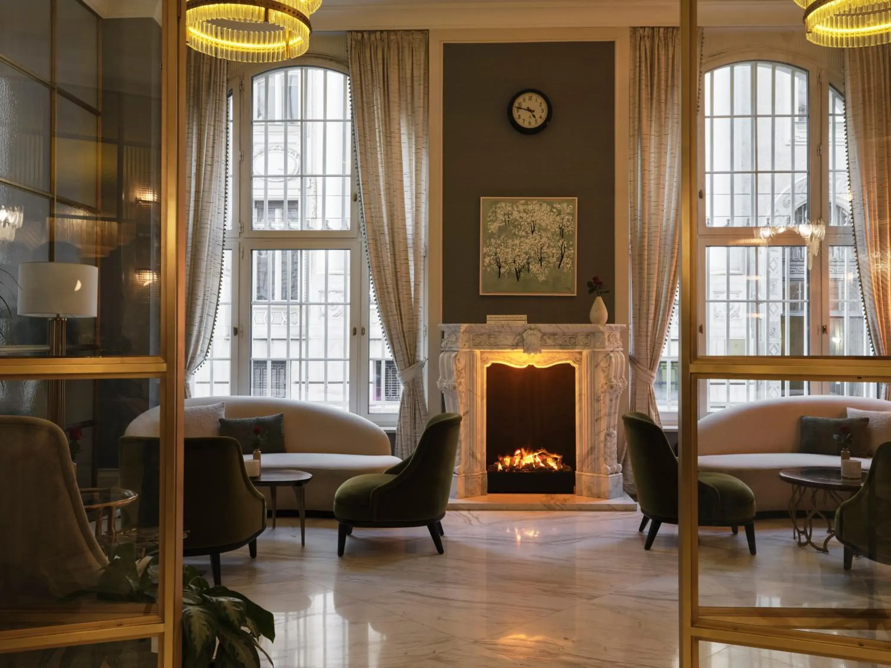 Lobby or reception in Hotel Capital Lobby or reception in Hotel Capital