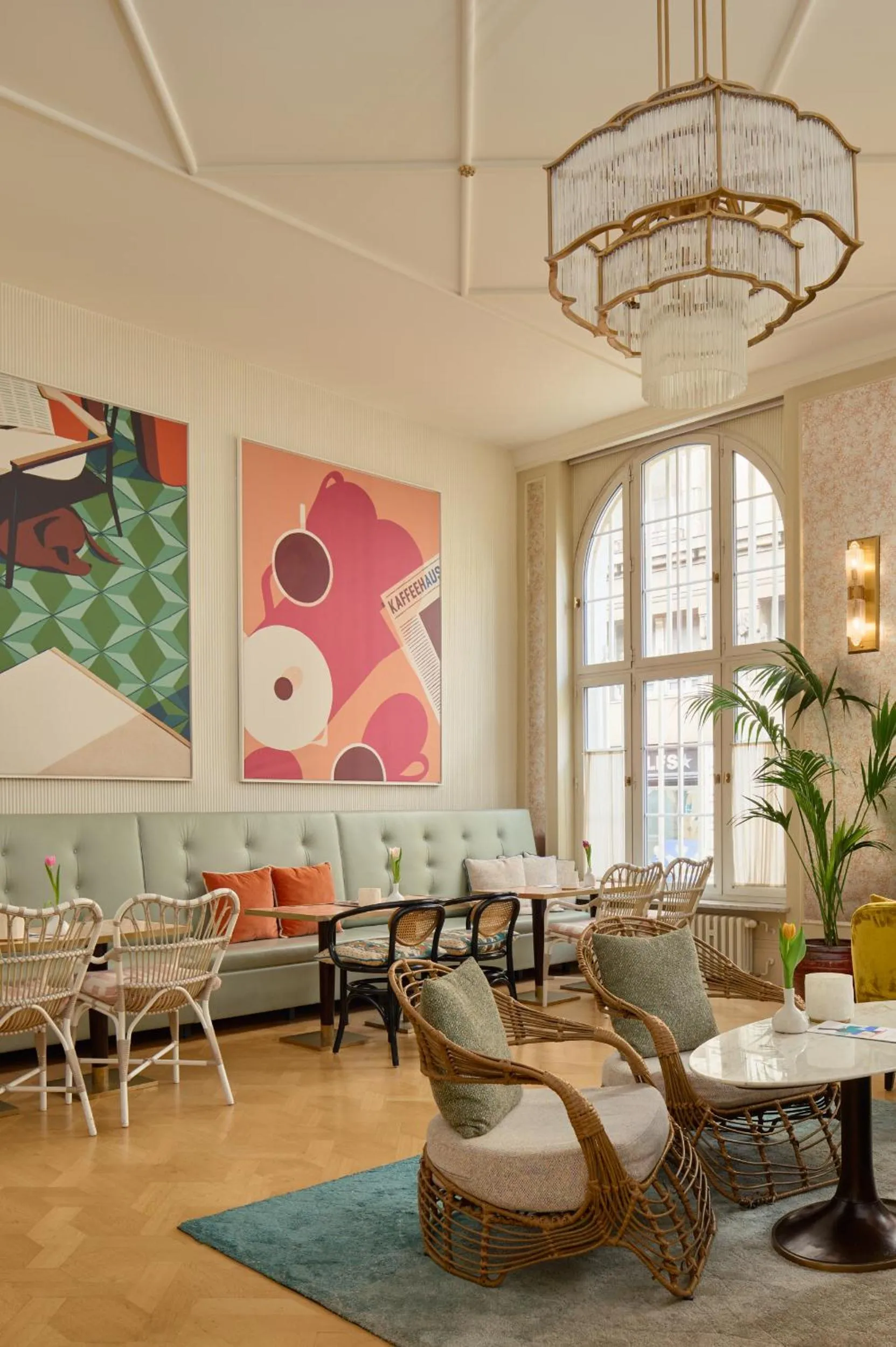 Lounge or bar in Hotel Capital