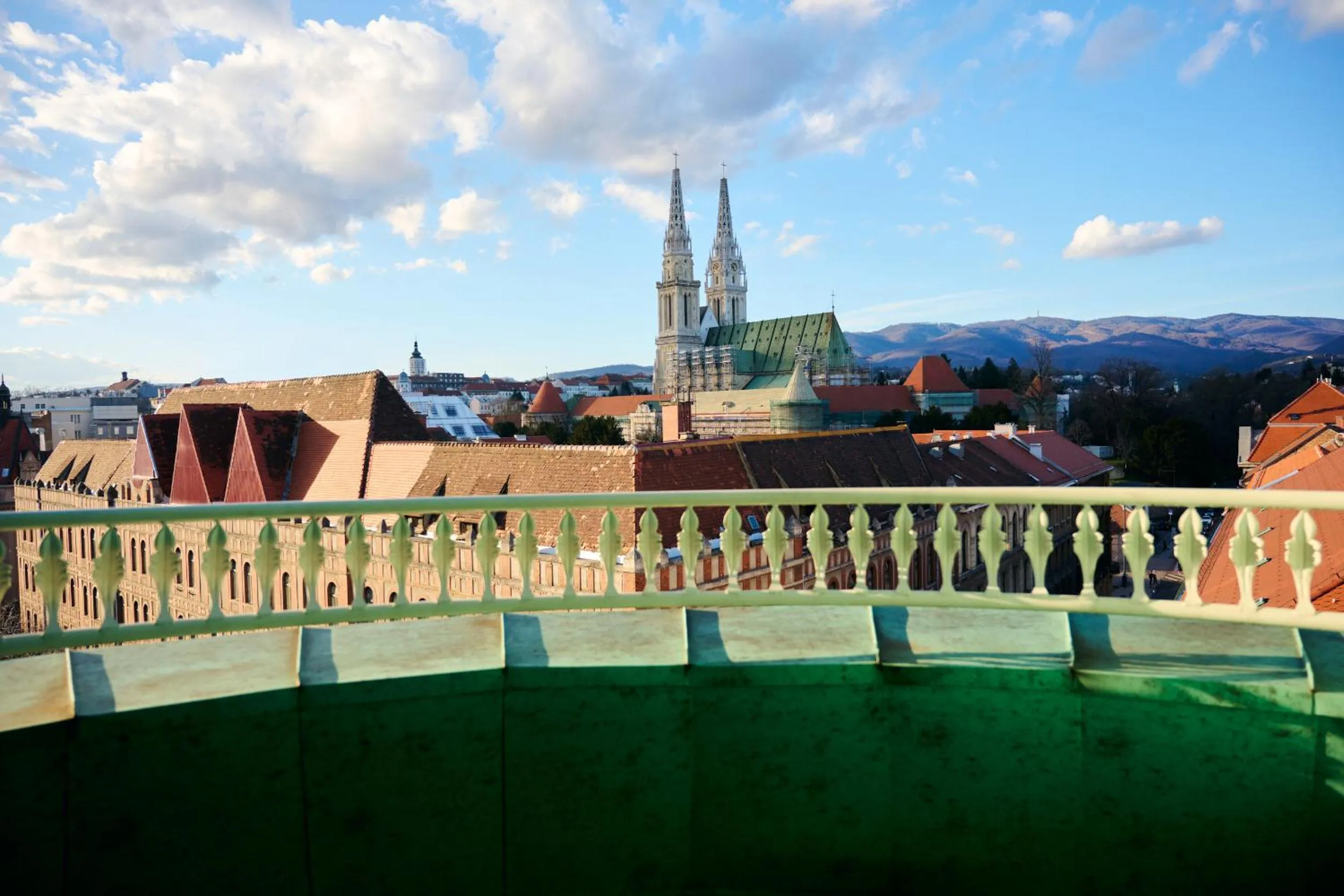 Nearby landmark in Hotel Capital