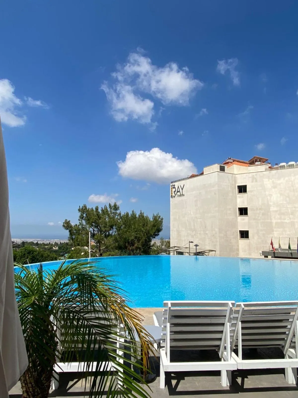 Day in The Ray Hotel and Studios