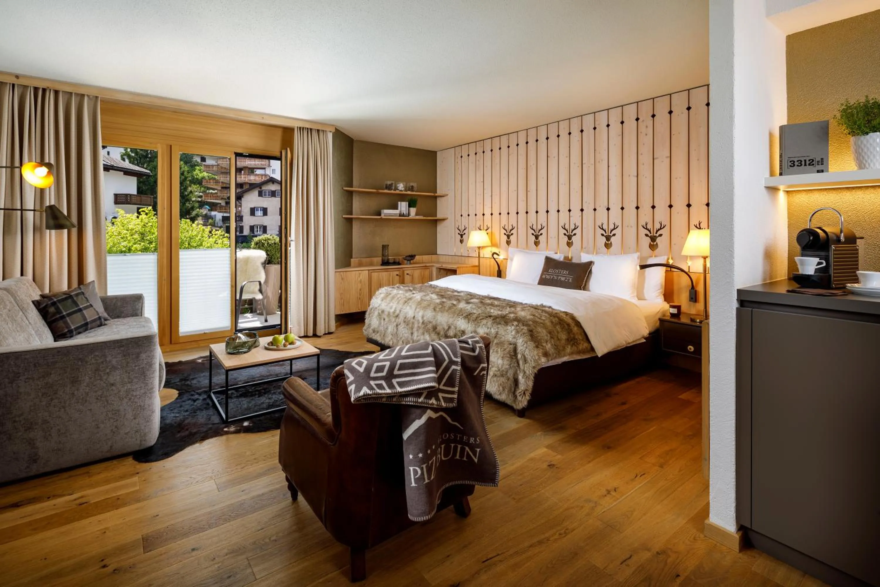 Photo of the whole room, Bed in Hotel Piz Buin Klosters