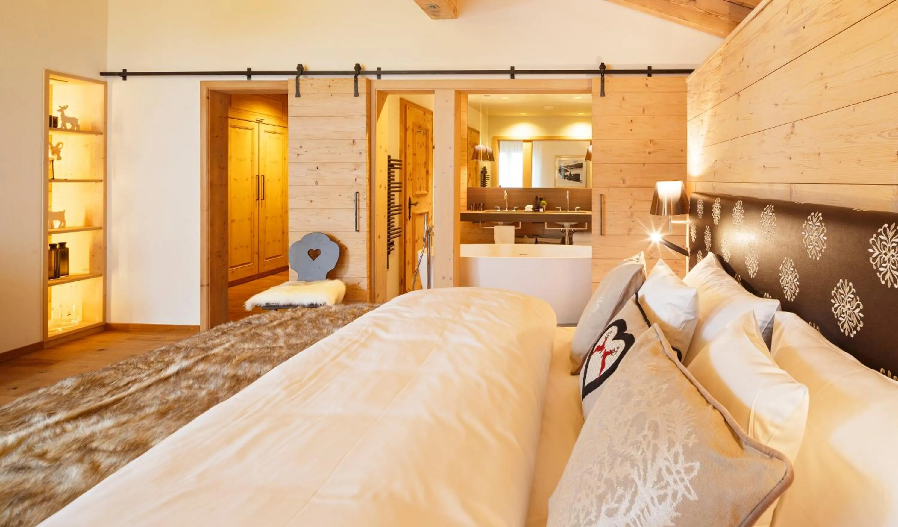 Bed in Hotel Piz Buin Klosters