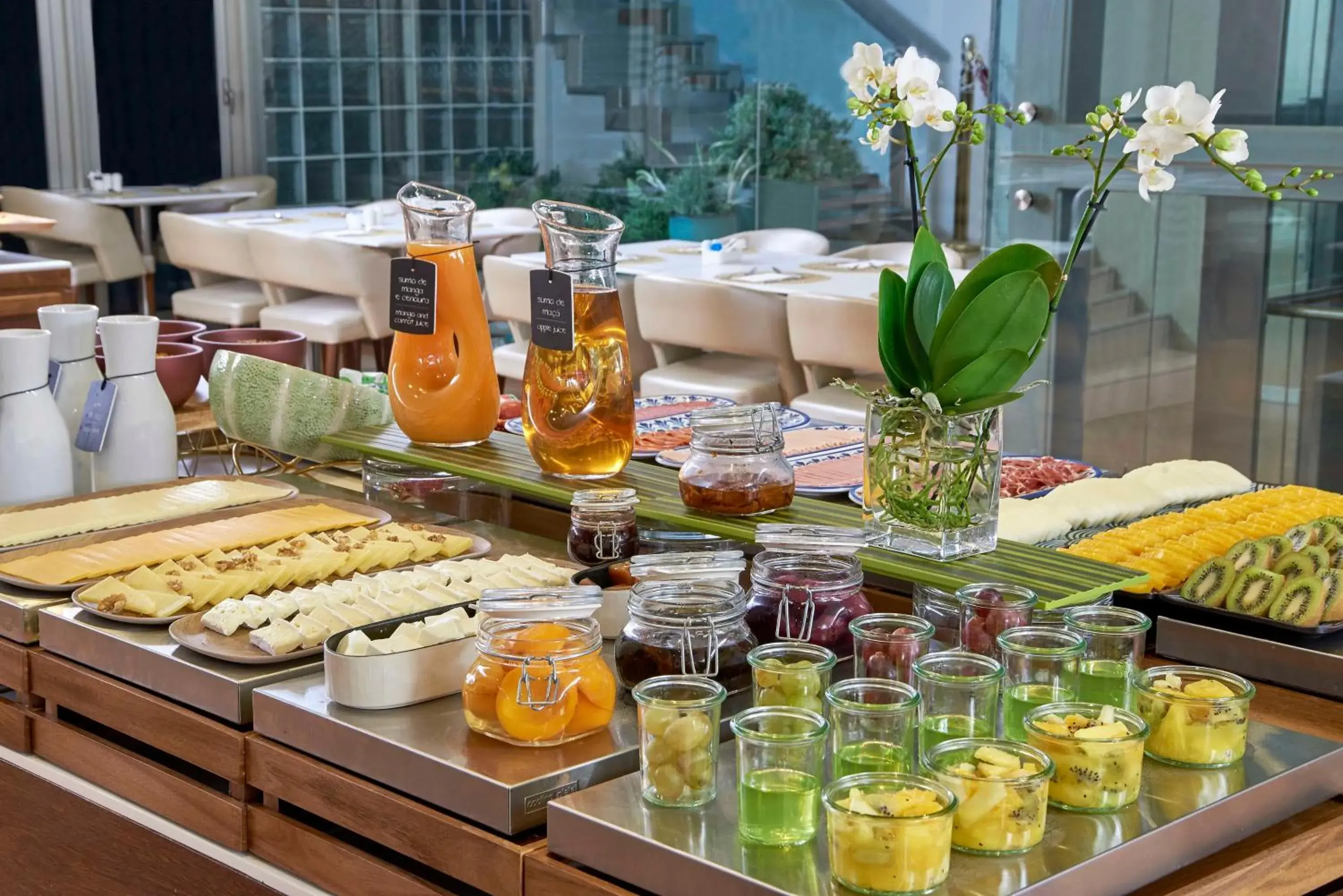 Breakfast in NH Coimbra Dona Ines Breakfast in NH Coimbra Dona Ines