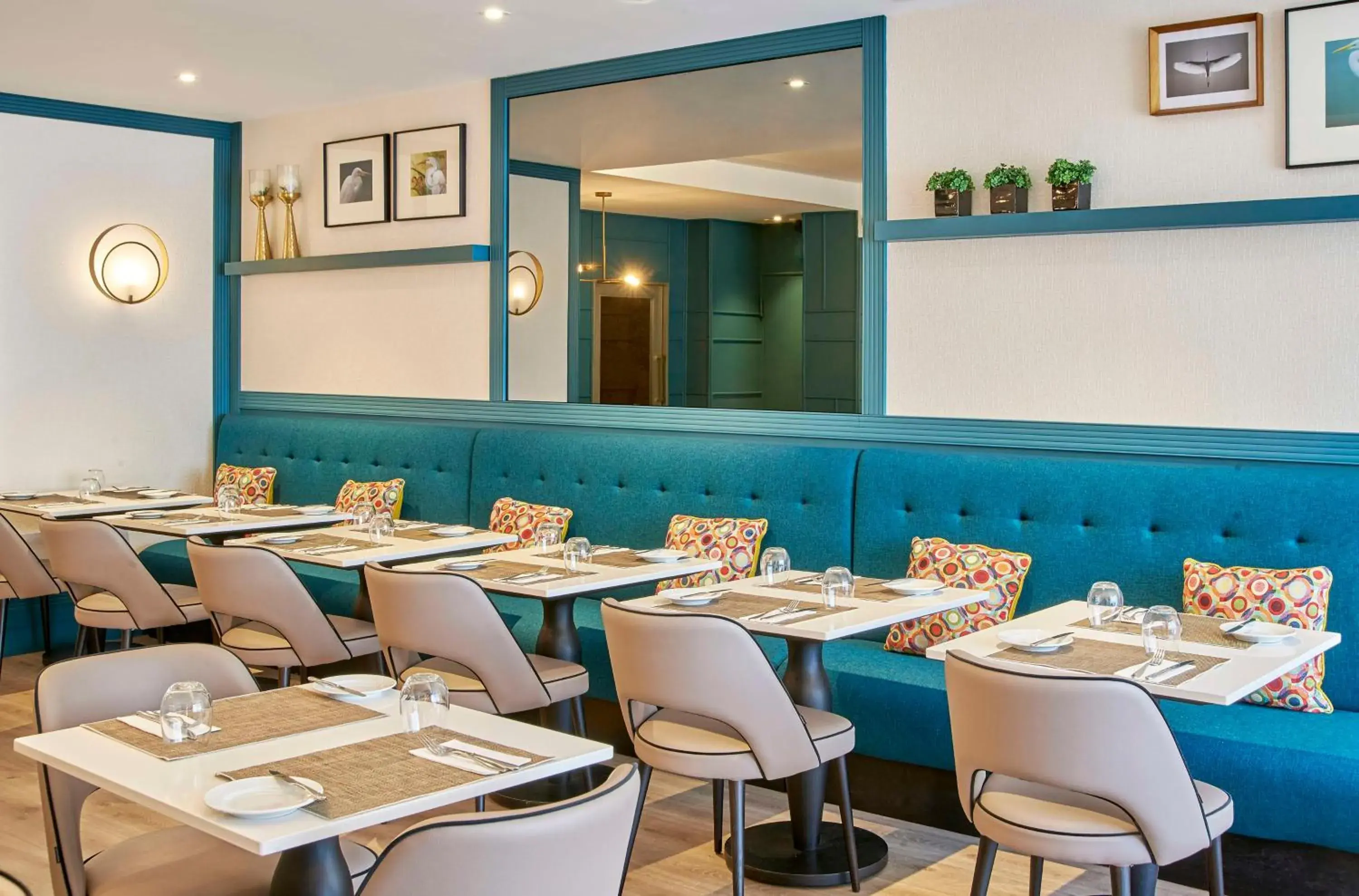 Restaurant/places to eat in NH Coimbra Dona Ines Restaurant/places to eat in NH Coimbra Dona Ines